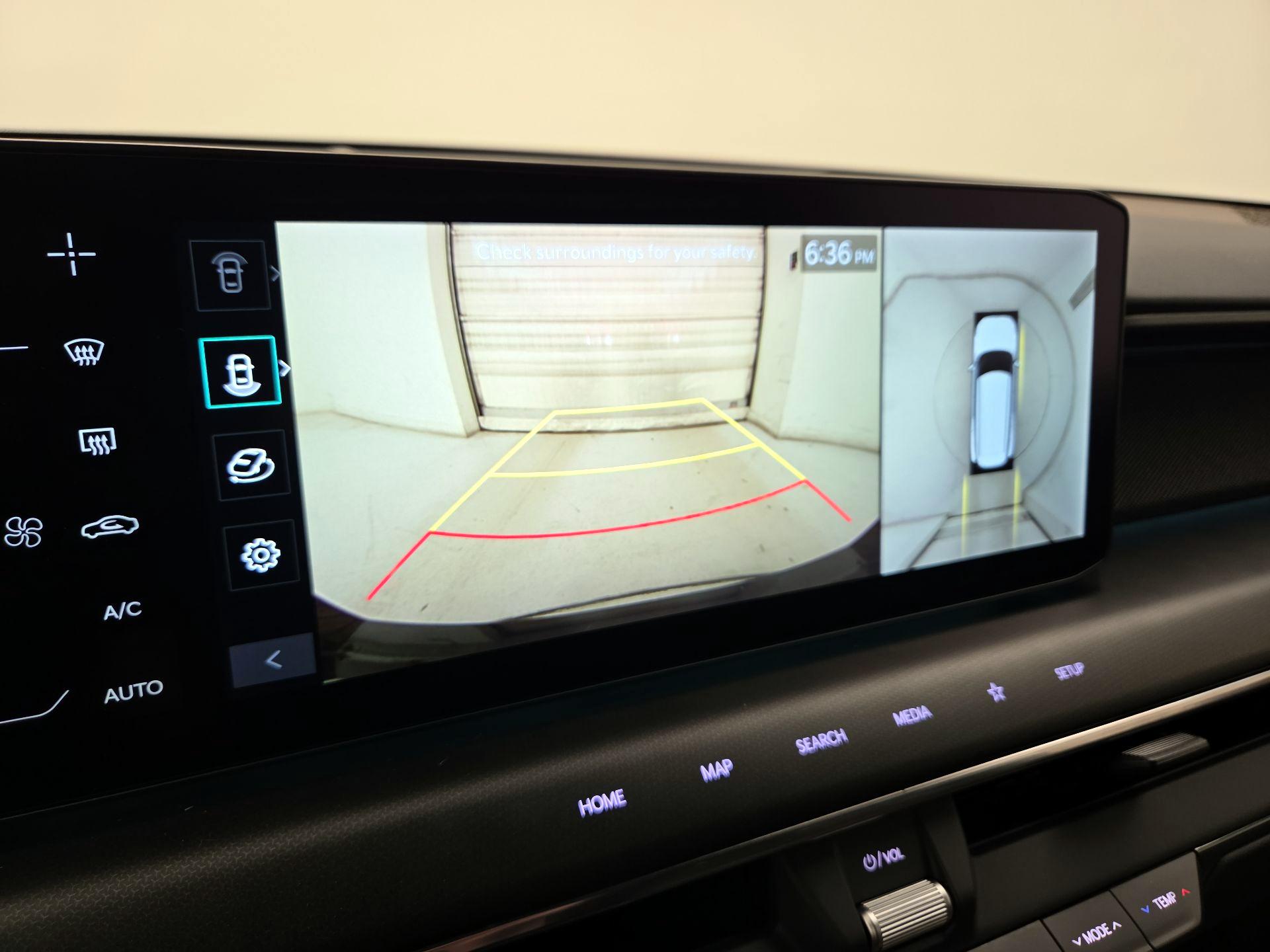 Thumbnail: 2024 Kia EV9 - 15