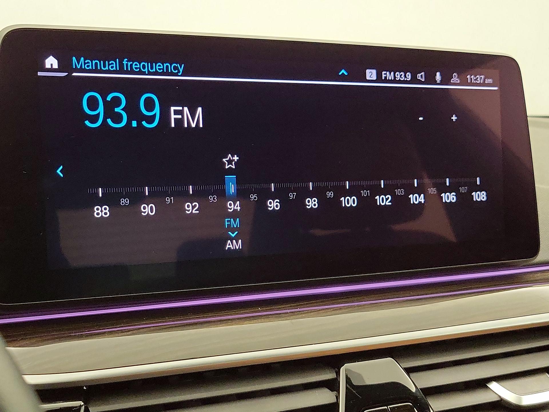 Thumbnail: 2023 BMW 5 Series - 16