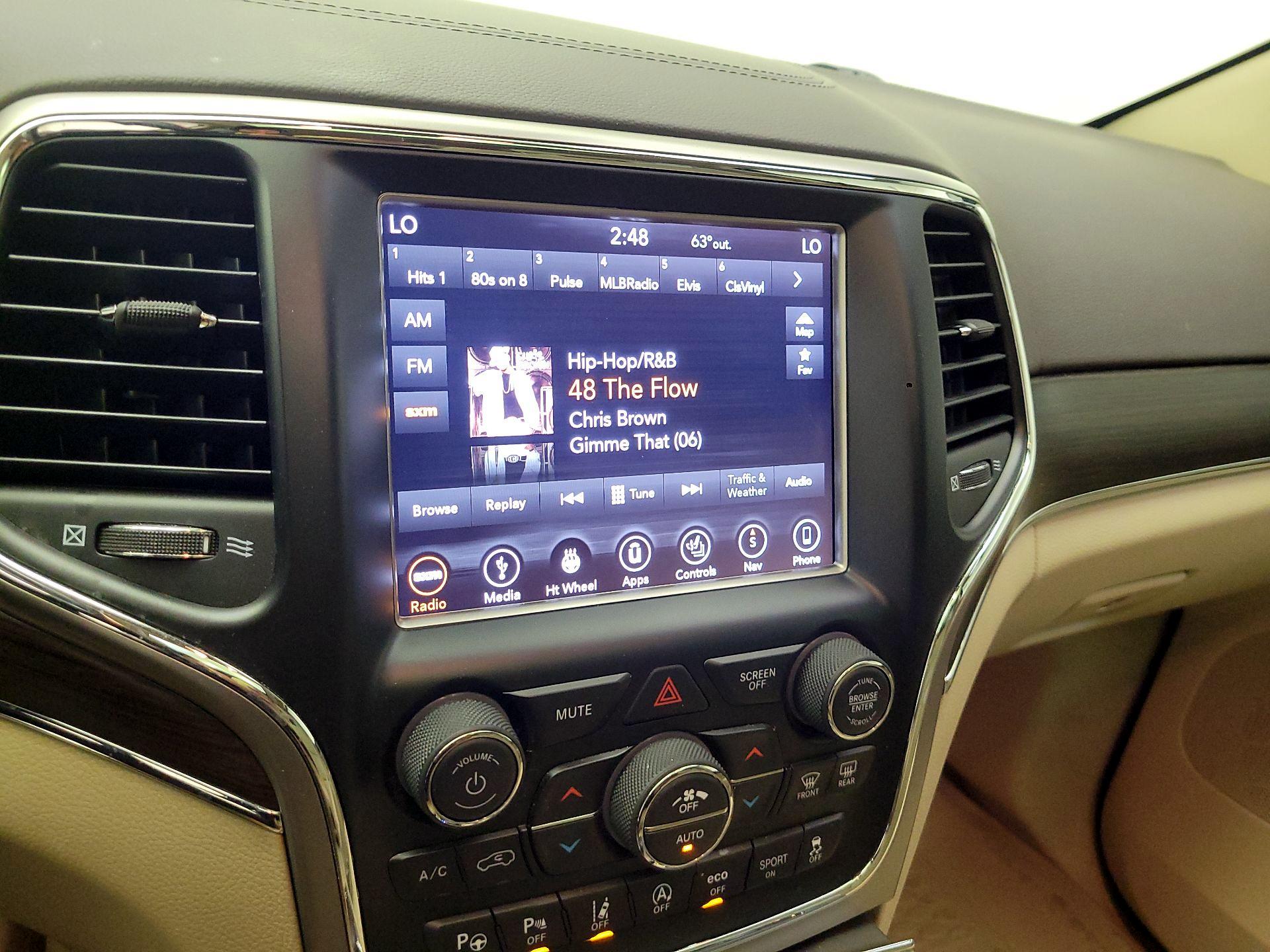 Thumbnail: 2018 Jeep Grand Cherokee - 14