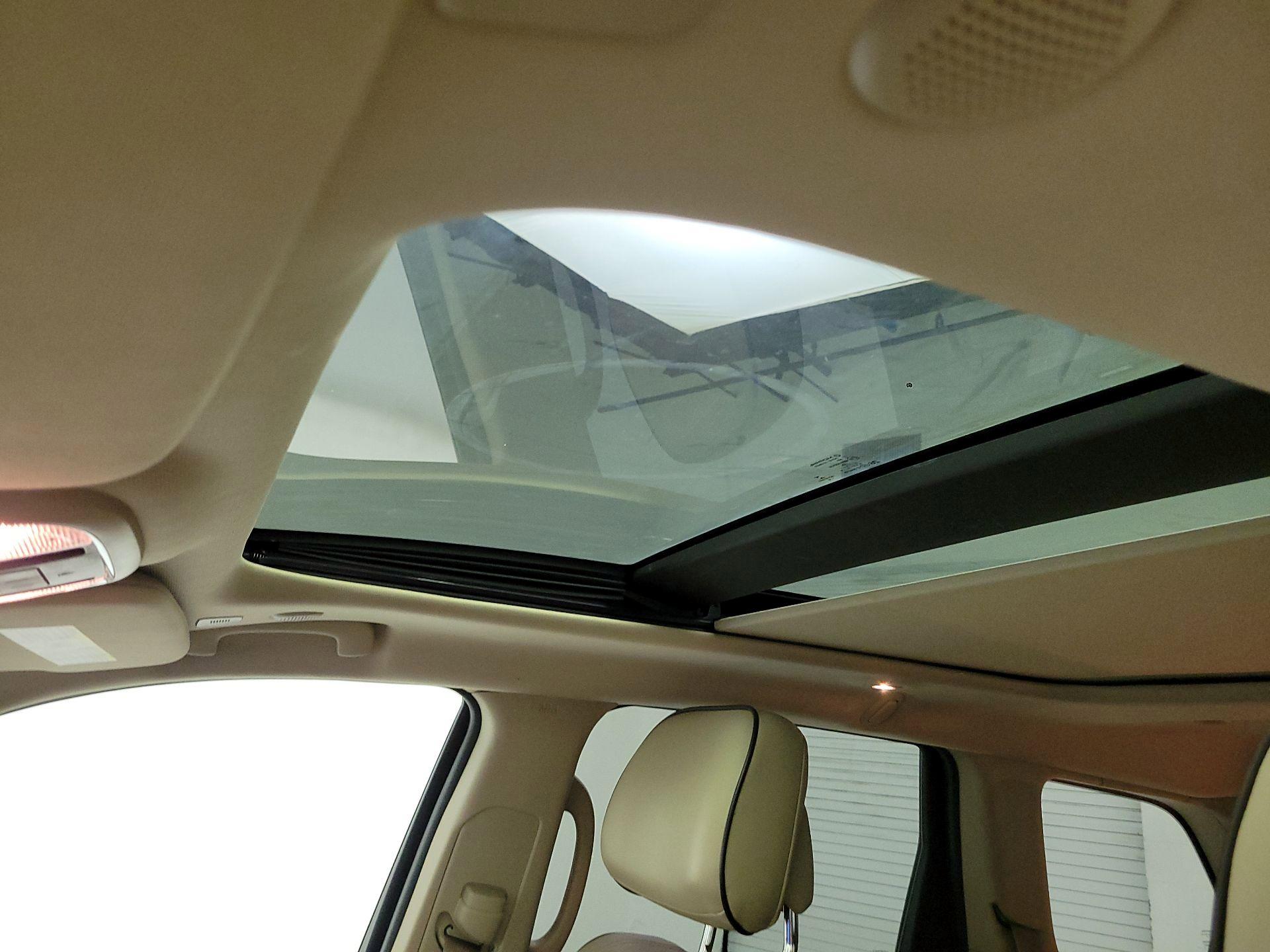 Thumbnail: 2018 Jeep Grand Cherokee - 18