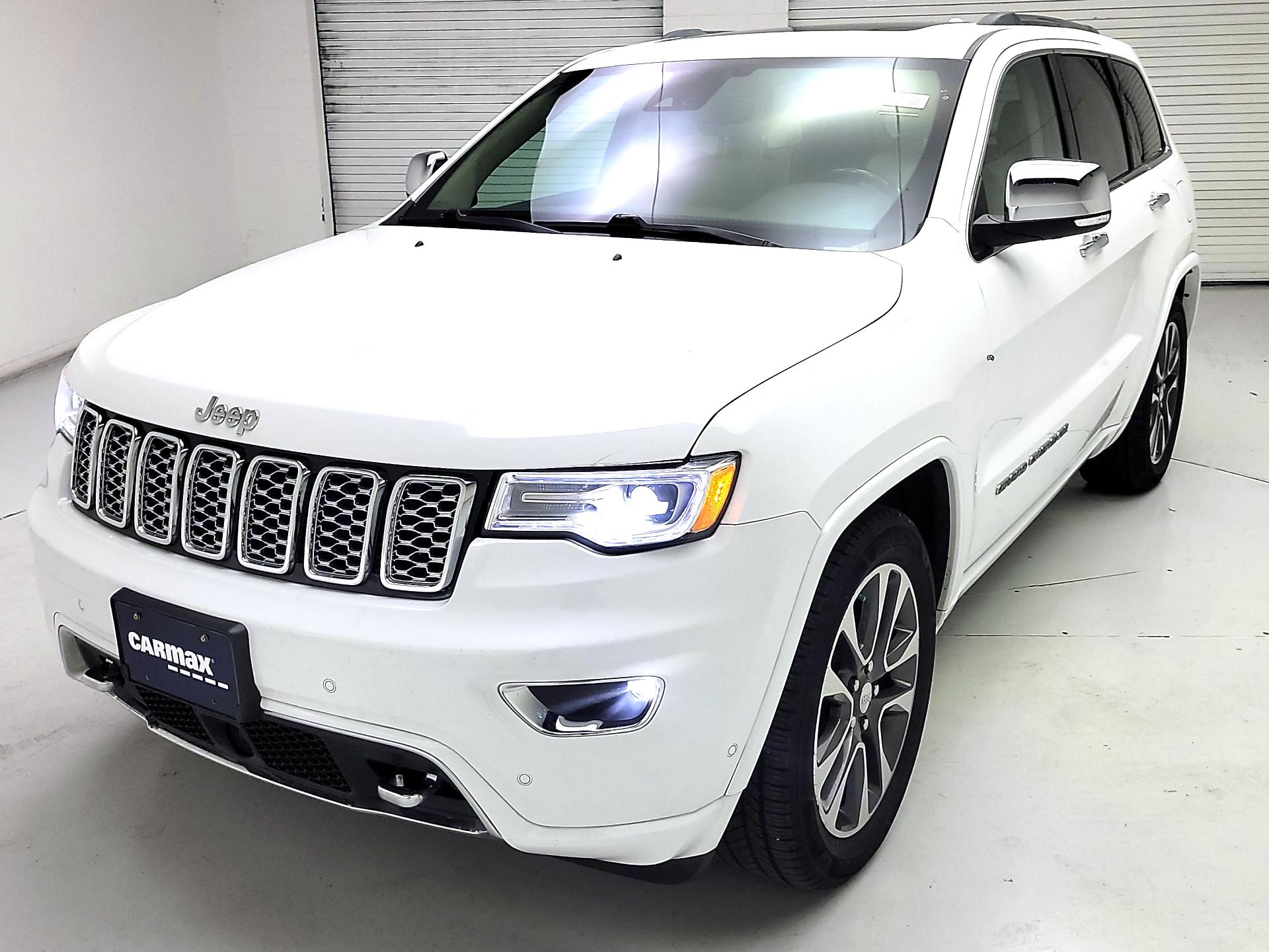 Thumbnail: 2018 Jeep Grand Cherokee - 3