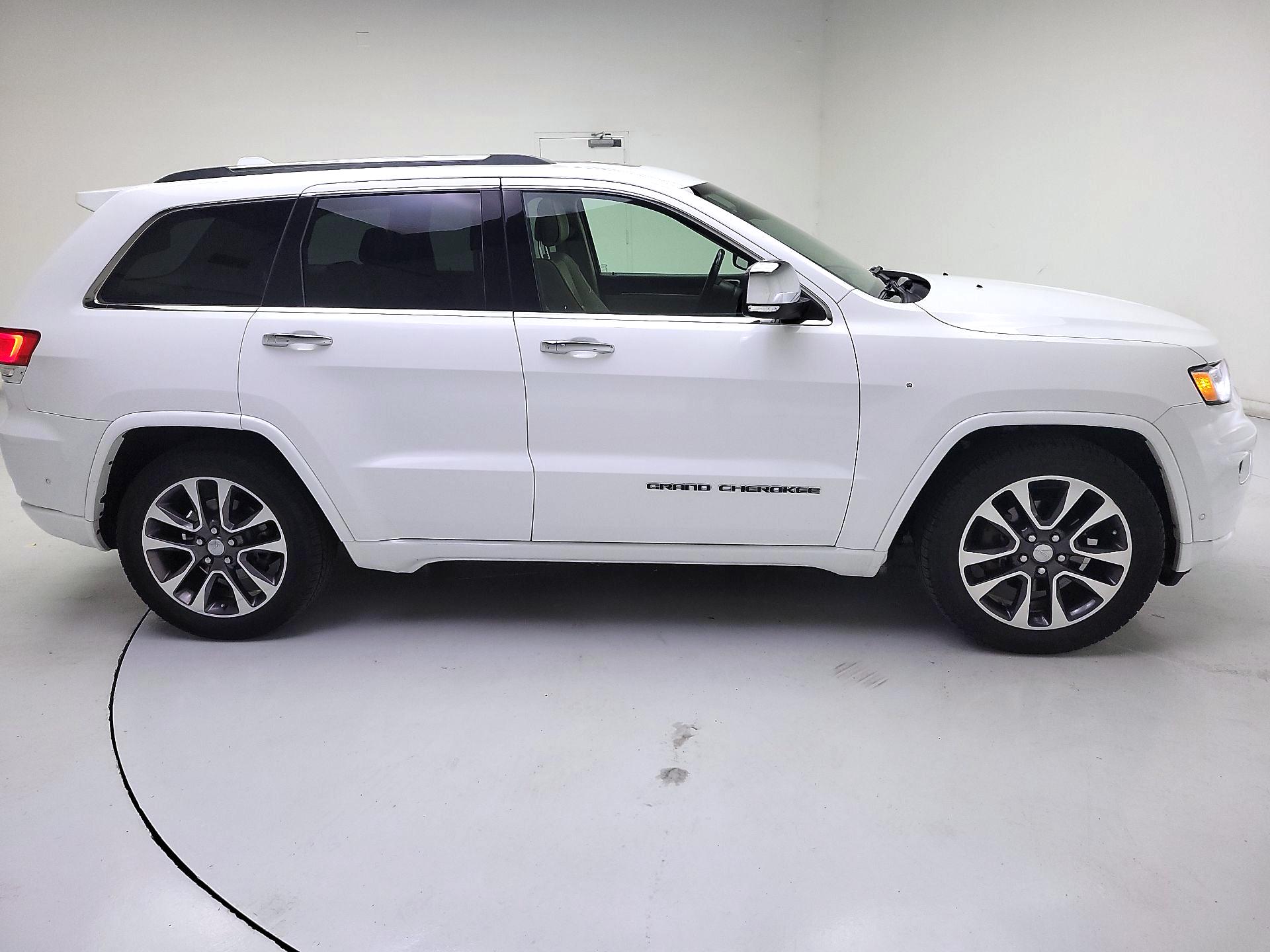 Thumbnail: 2018 Jeep Grand Cherokee - 4