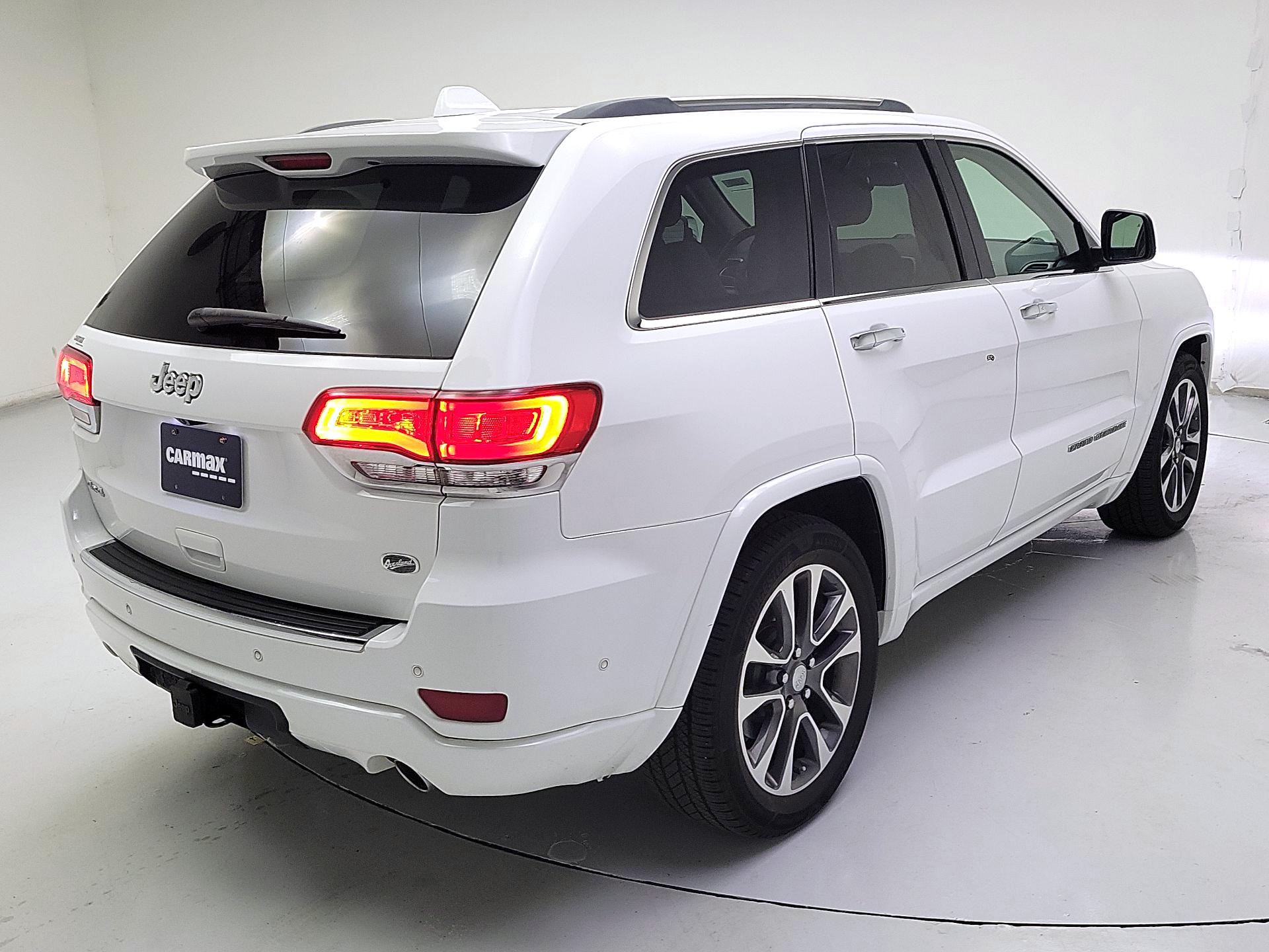 Thumbnail: 2018 Jeep Grand Cherokee - 5