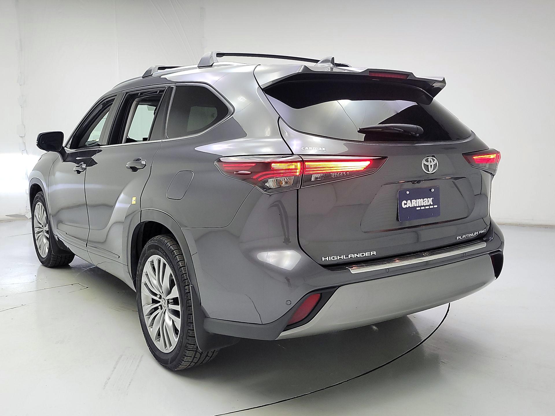 Thumbnail: 2024 Toyota Highlander - 7