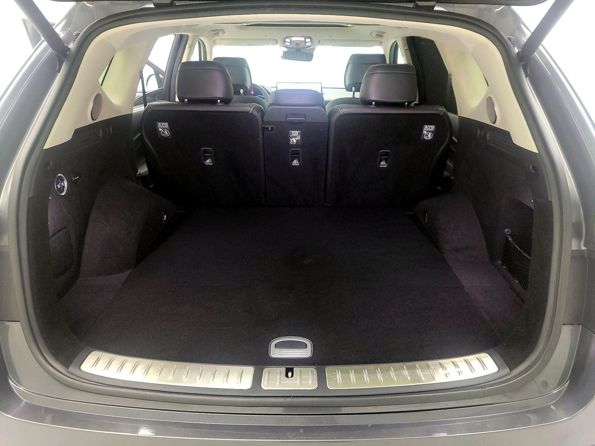 Thumbnail: 2021 Genesis GV80 - 20