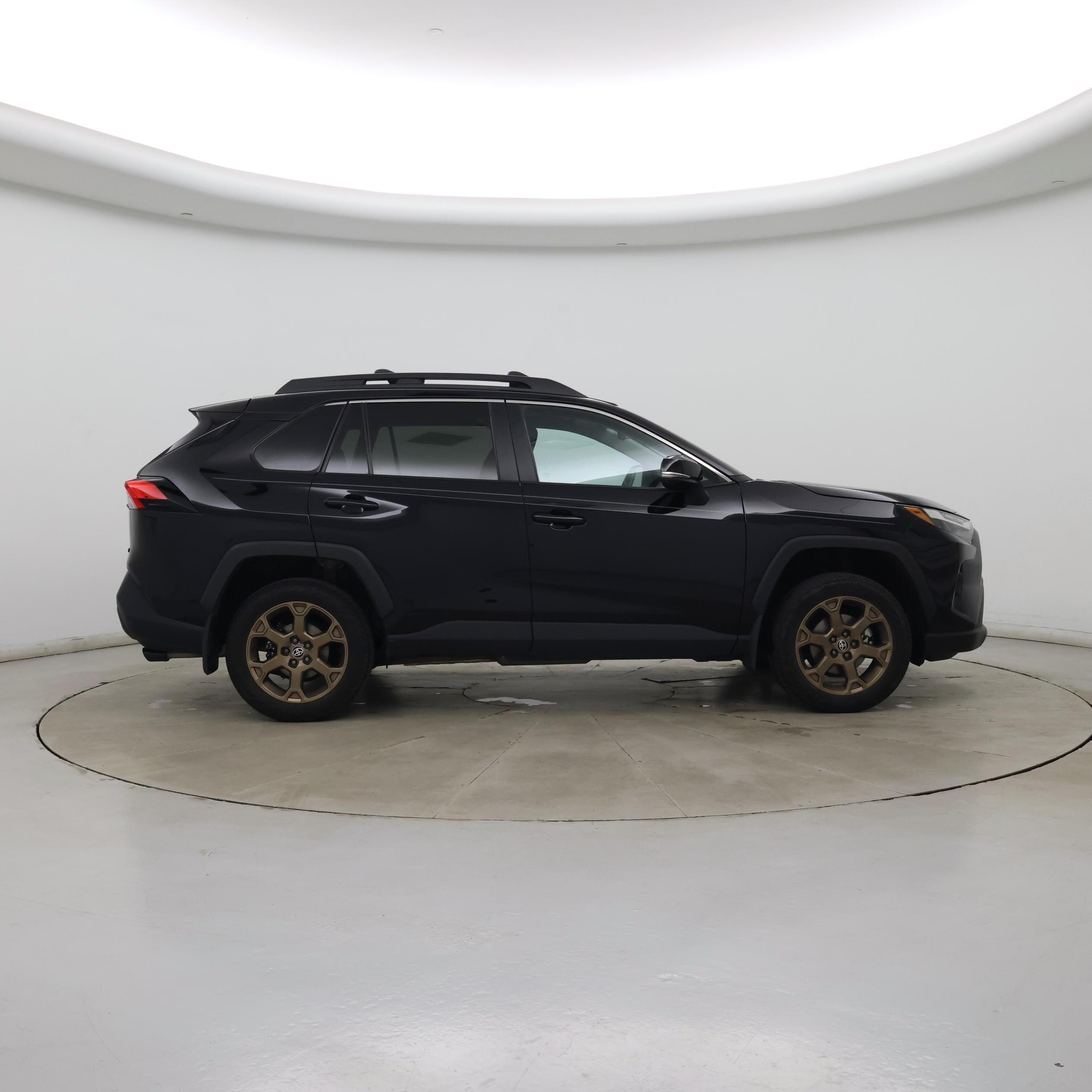 Thumbnail: 2024 Toyota RAV4 - 7