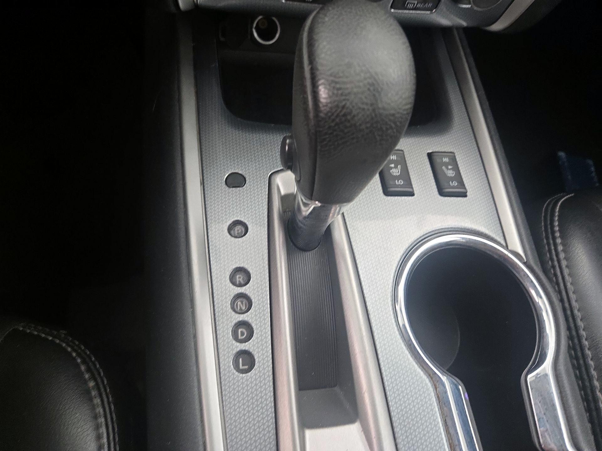 Thumbnail: 2017 Nissan Pathfinder - 17