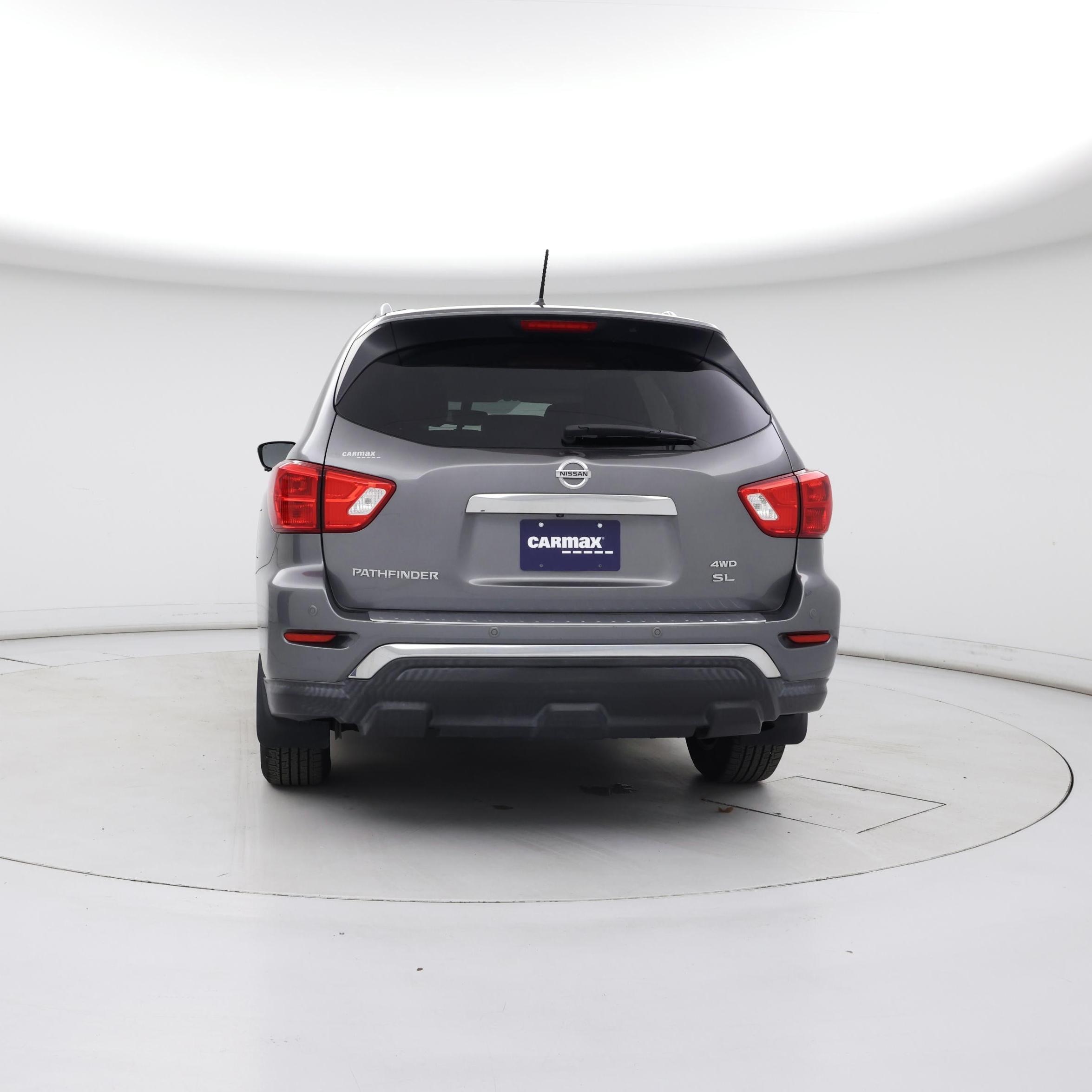 Thumbnail: 2017 Nissan Pathfinder - 6