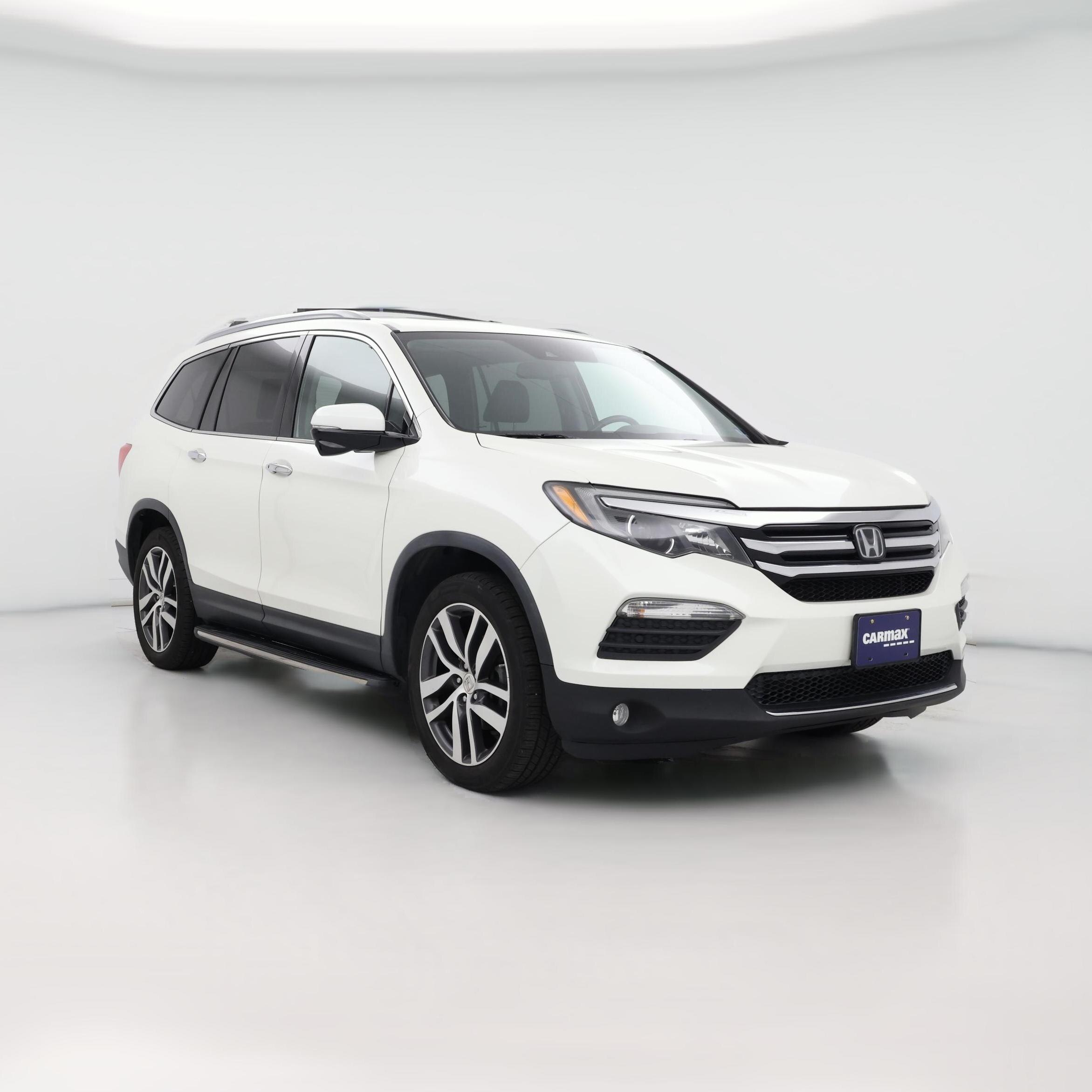 Thumbnail: 2017 Honda Pilot - 1