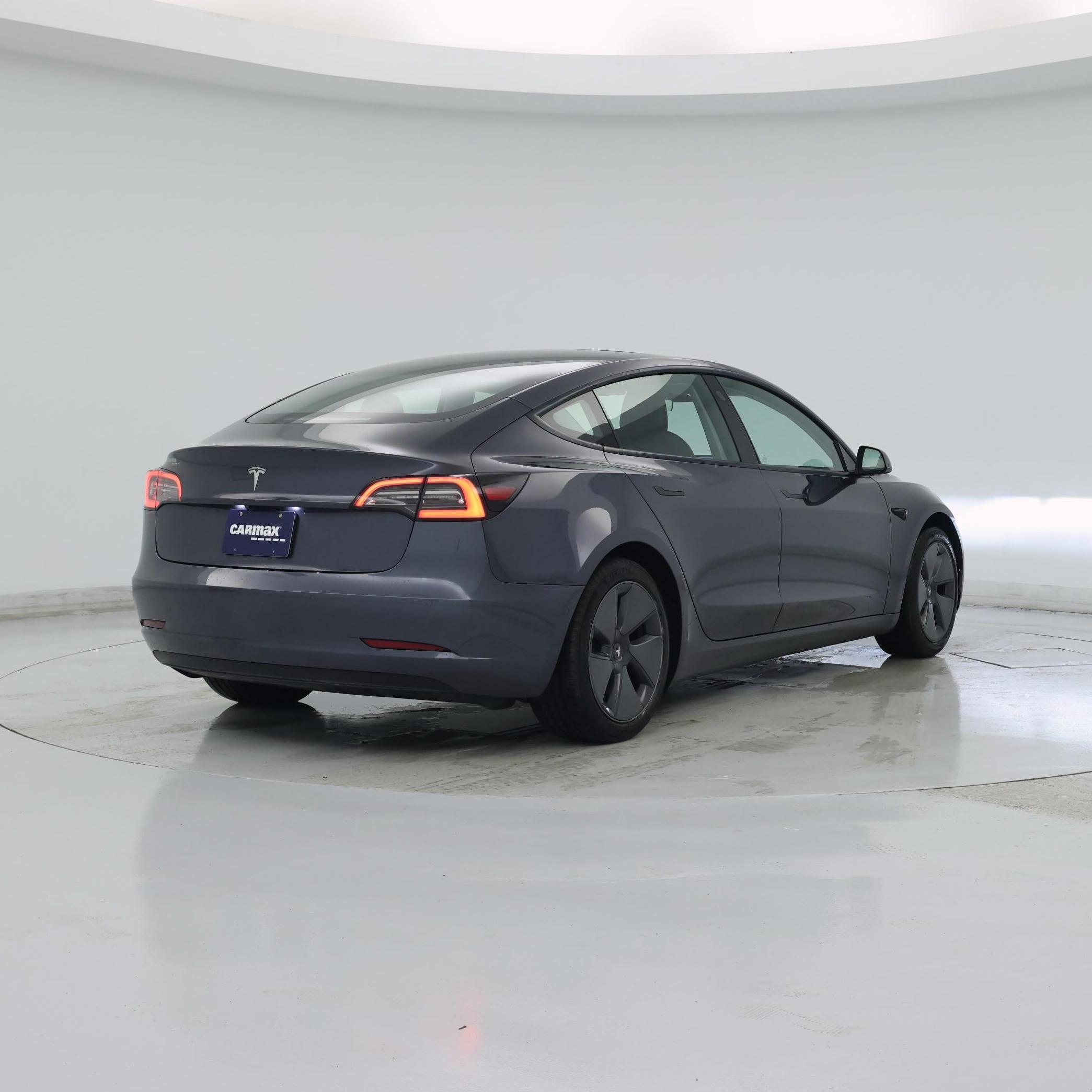 Thumbnail: 2021 Tesla Model 3 - 8