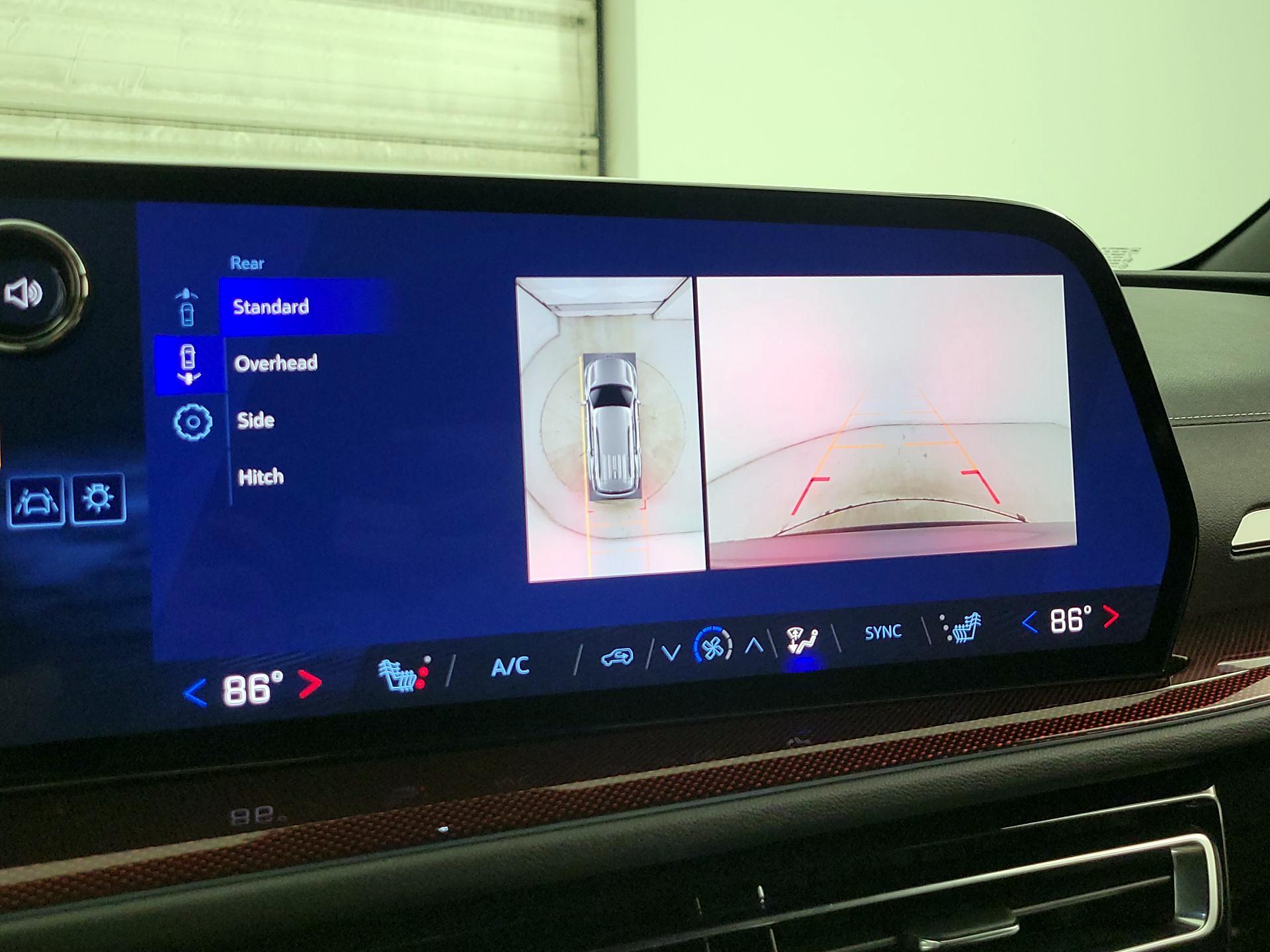 Thumbnail: 2026 Chevrolet Traverse - 14