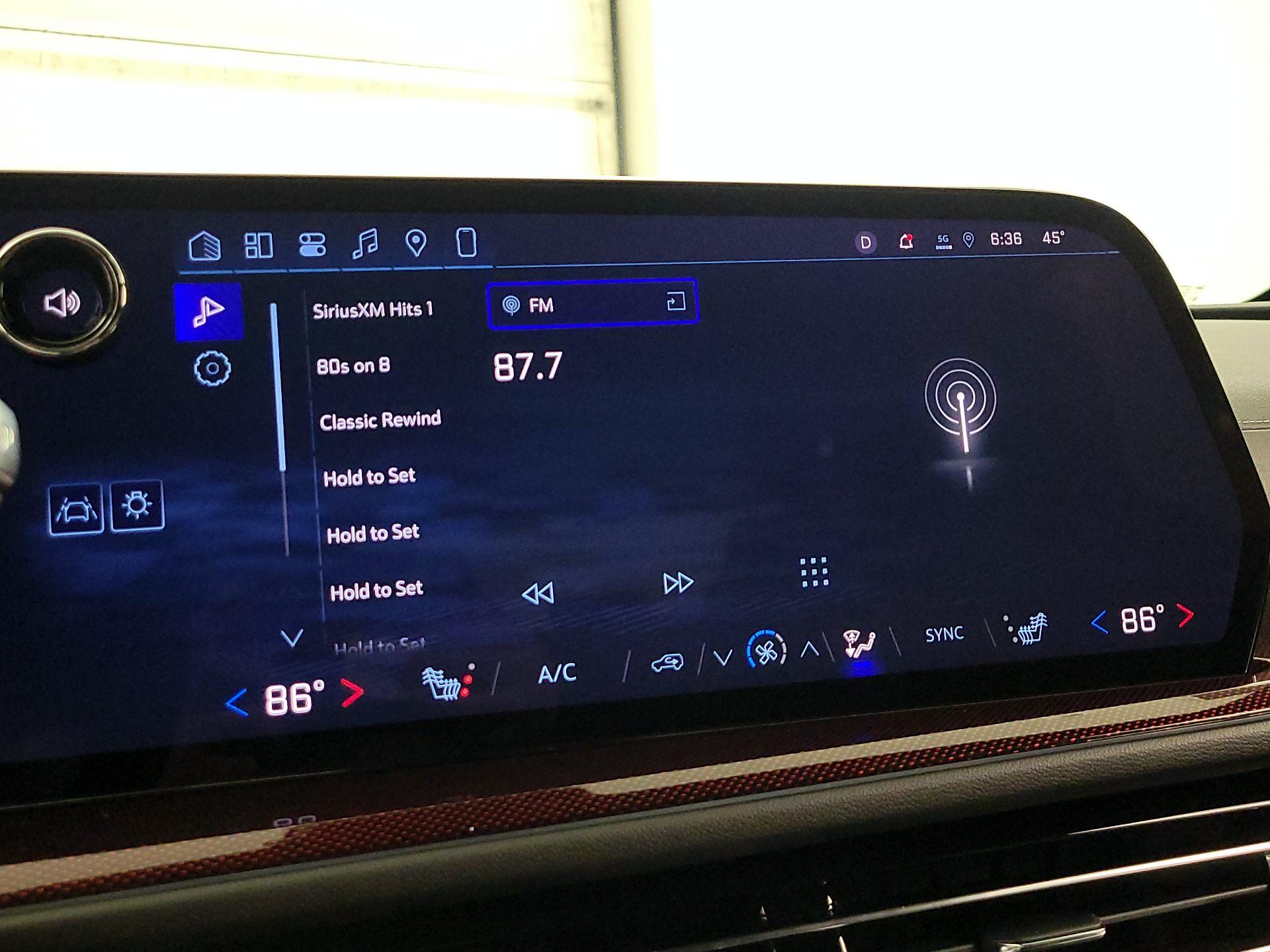 Thumbnail: 2026 Chevrolet Traverse - 15