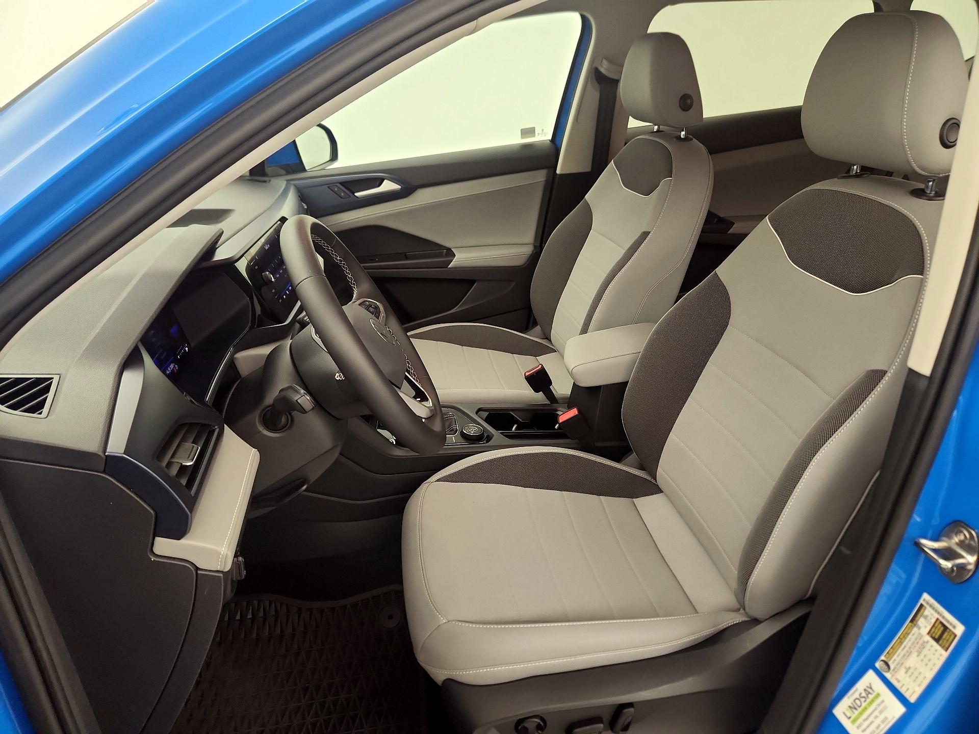 Thumbnail: 2024 Volkswagen Taos - 11