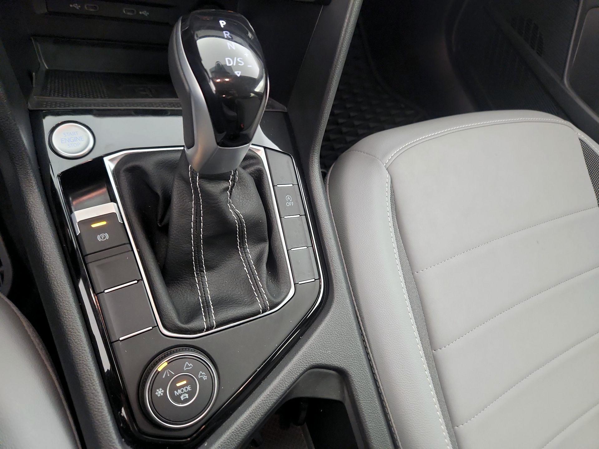 Thumbnail: 2024 Volkswagen Taos - 17