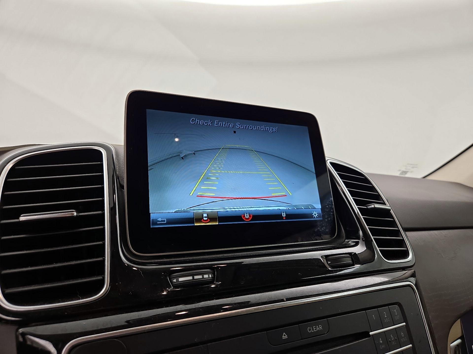 Thumbnail: 2018 Mercedes-Benz GLE - 15