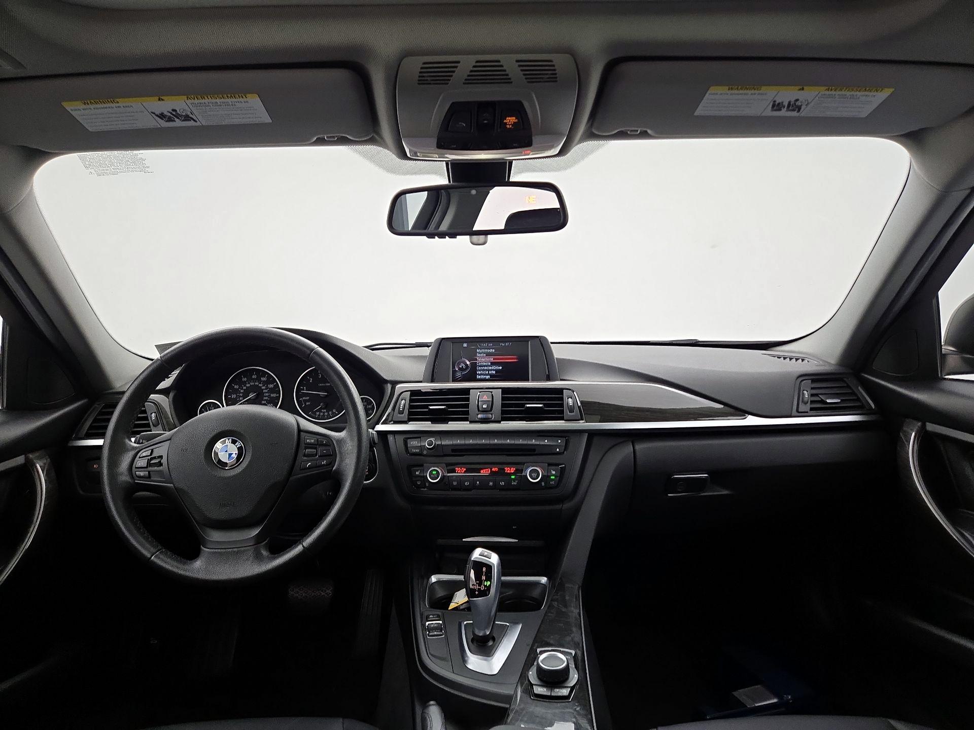 Thumbnail: 2015 BMW 3 Series - 9