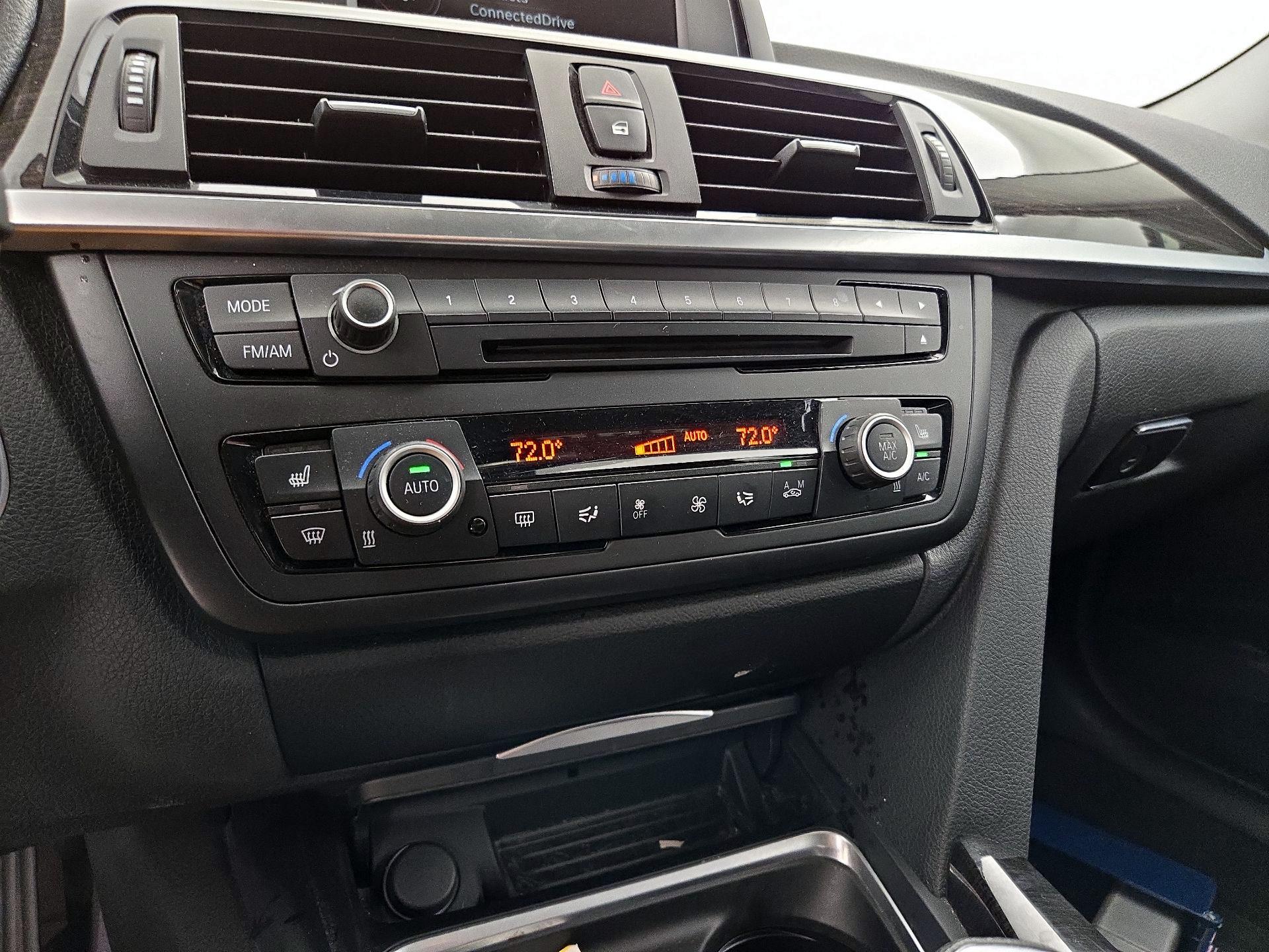 Thumbnail: 2015 BMW 3 Series - 15