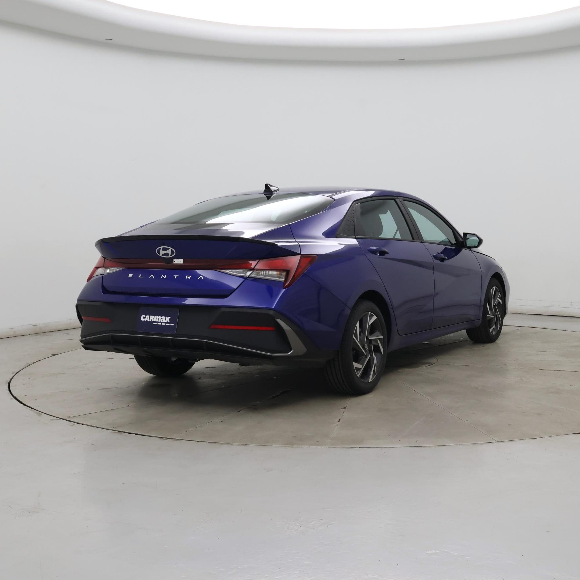 Thumbnail: 2025 Hyundai Elantra - 8