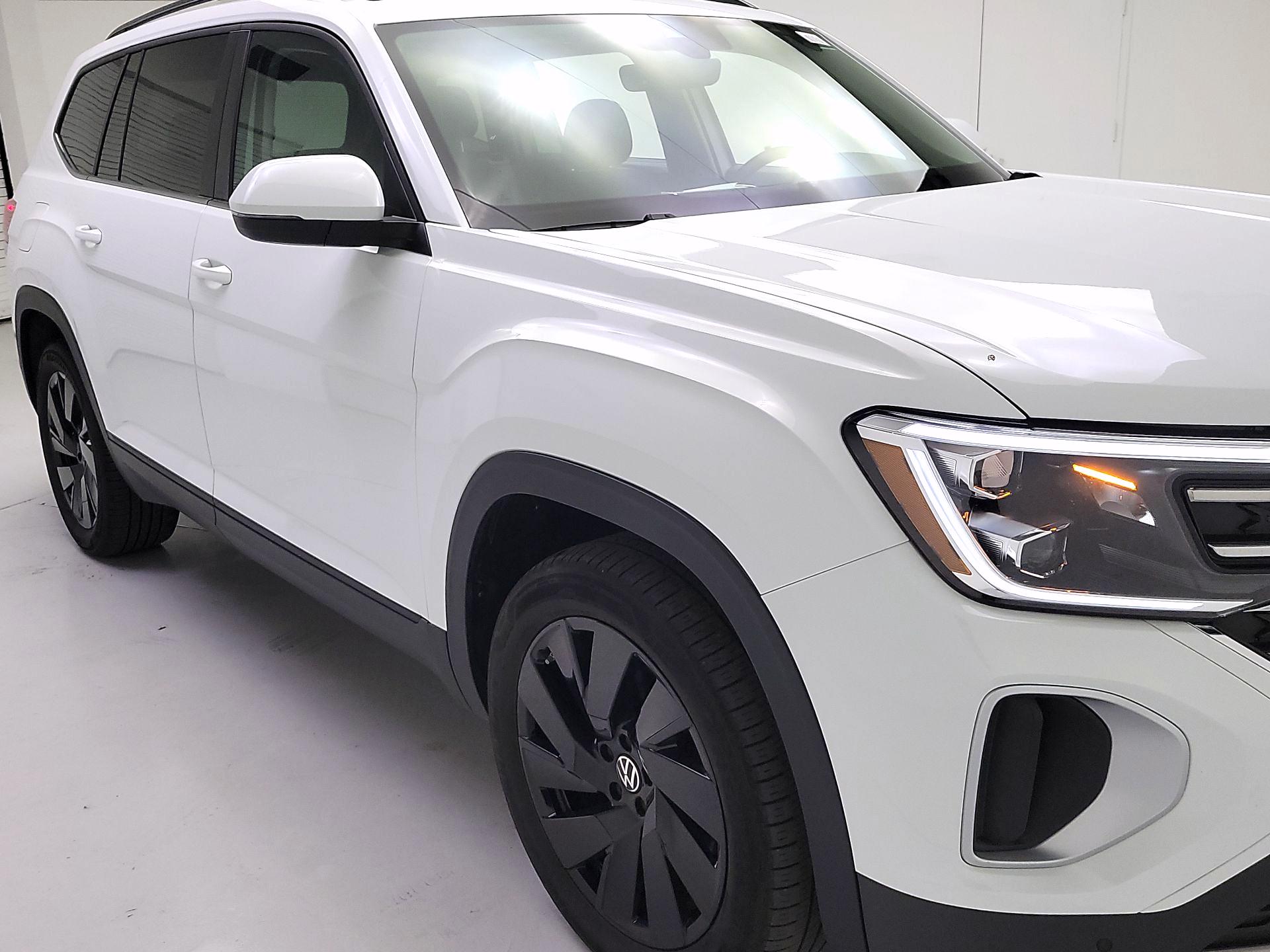 Thumbnail: 2024 Volkswagen Atlas - 1