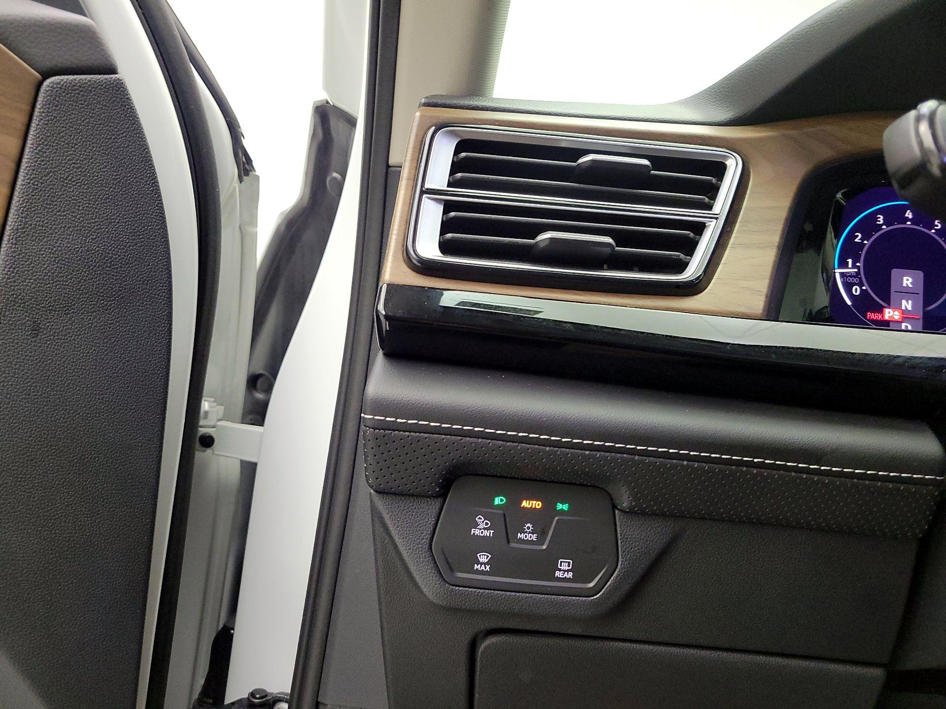 Thumbnail: 2024 Volkswagen Atlas - 11