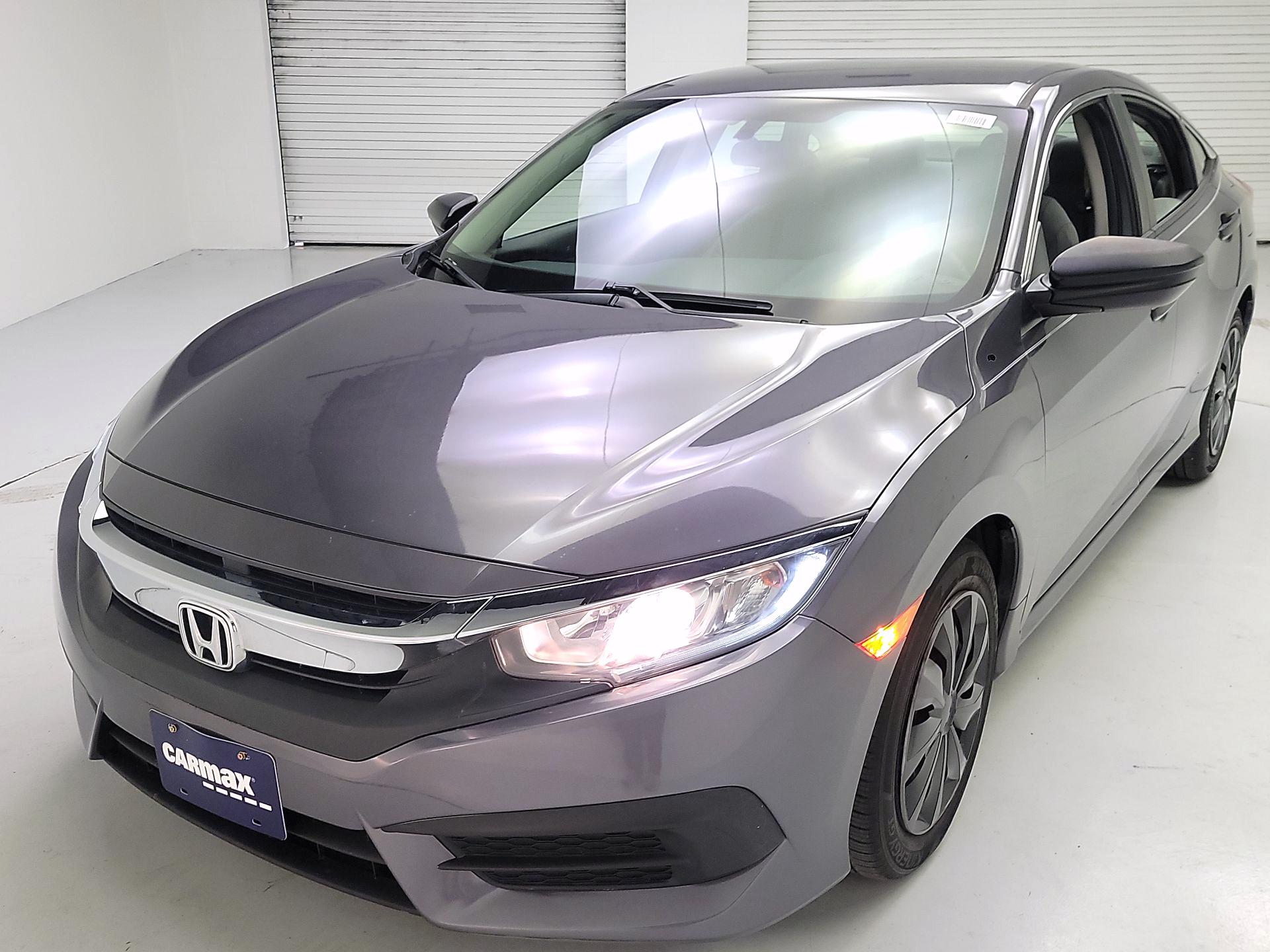 Thumbnail: 2017 Honda Civic - 3