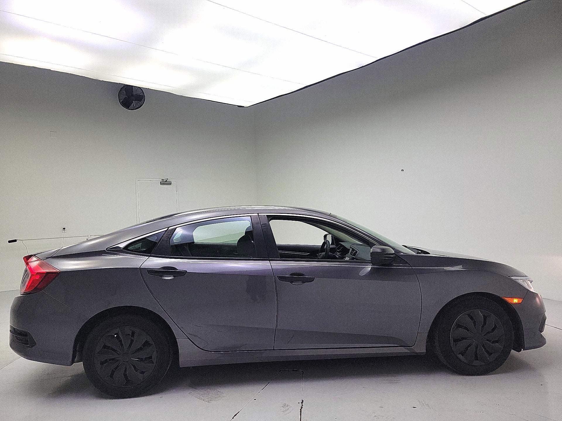 Thumbnail: 2017 Honda Civic - 4