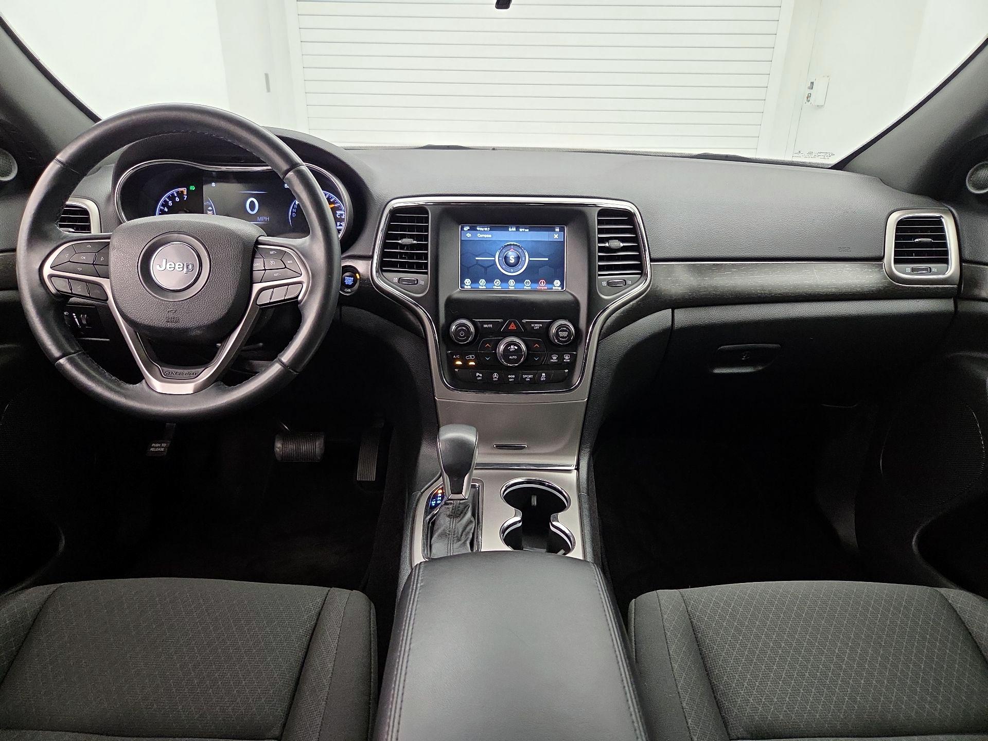 Thumbnail: 2018 Jeep Grand Cherokee - 9