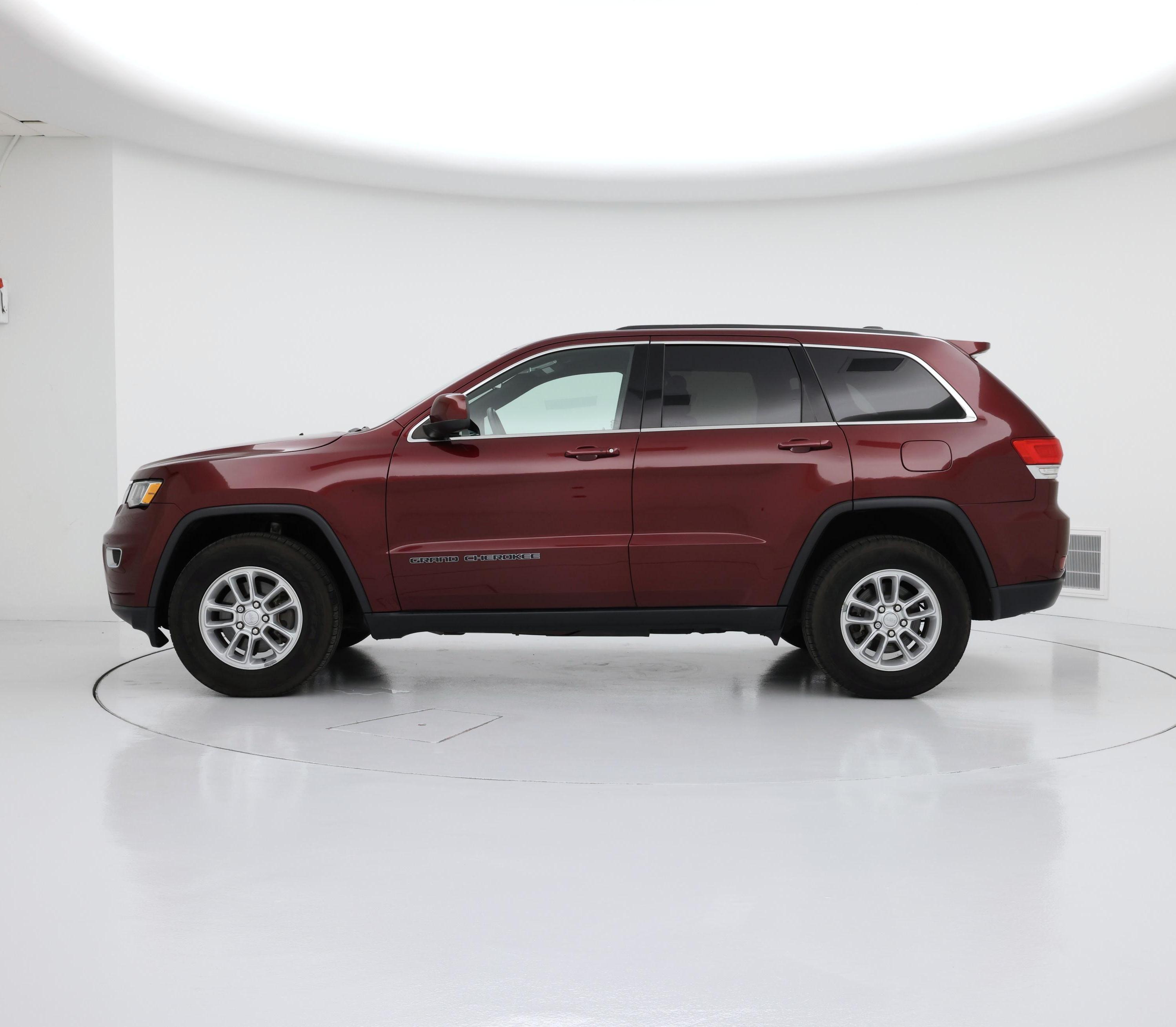 Thumbnail: 2018 Jeep Grand Cherokee - 3