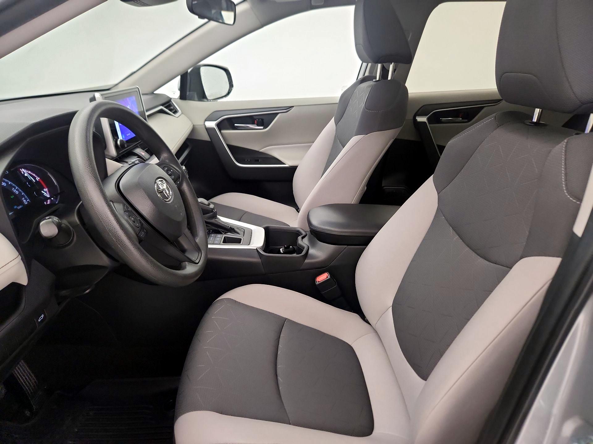 Thumbnail: 2024 Toyota RAV4 - 11