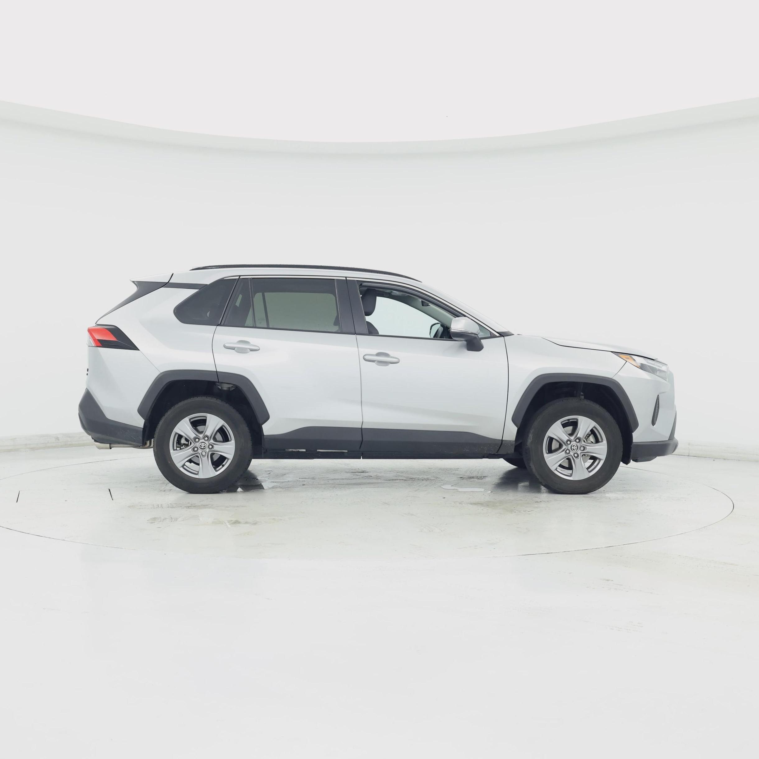 Thumbnail: 2024 Toyota RAV4 - 7