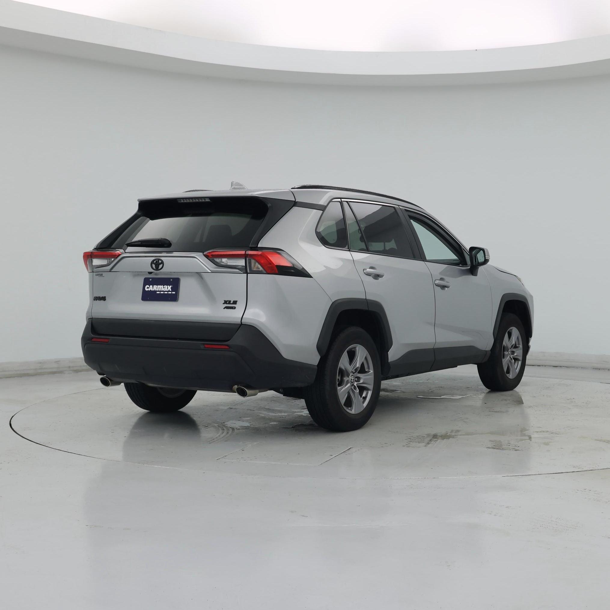 Thumbnail: 2024 Toyota RAV4 - 8