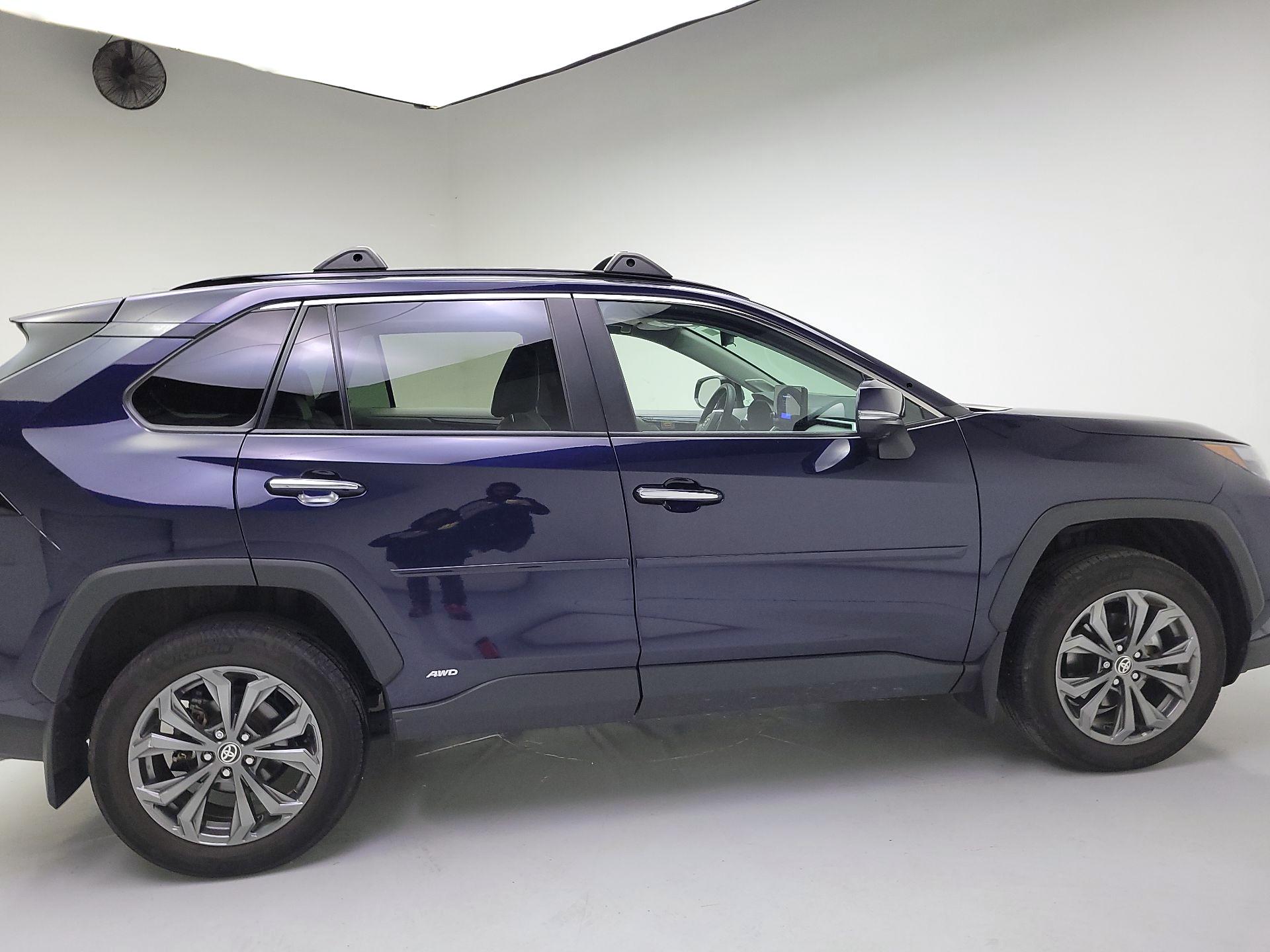 Thumbnail: 2023 Toyota RAV4 - 4
