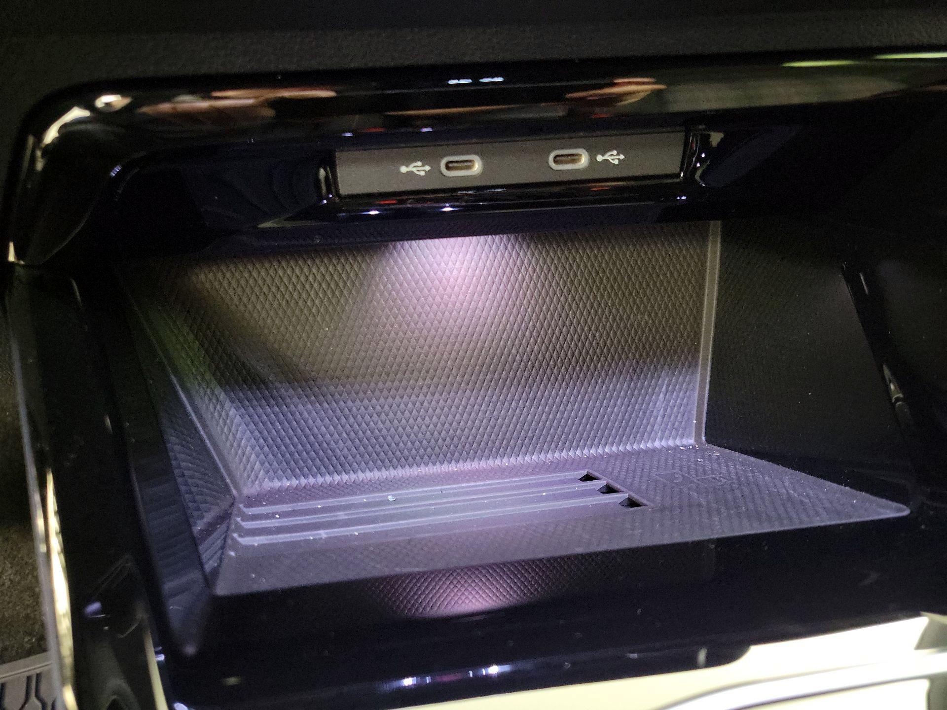 Thumbnail: 2025 Volkswagen Golf - 18