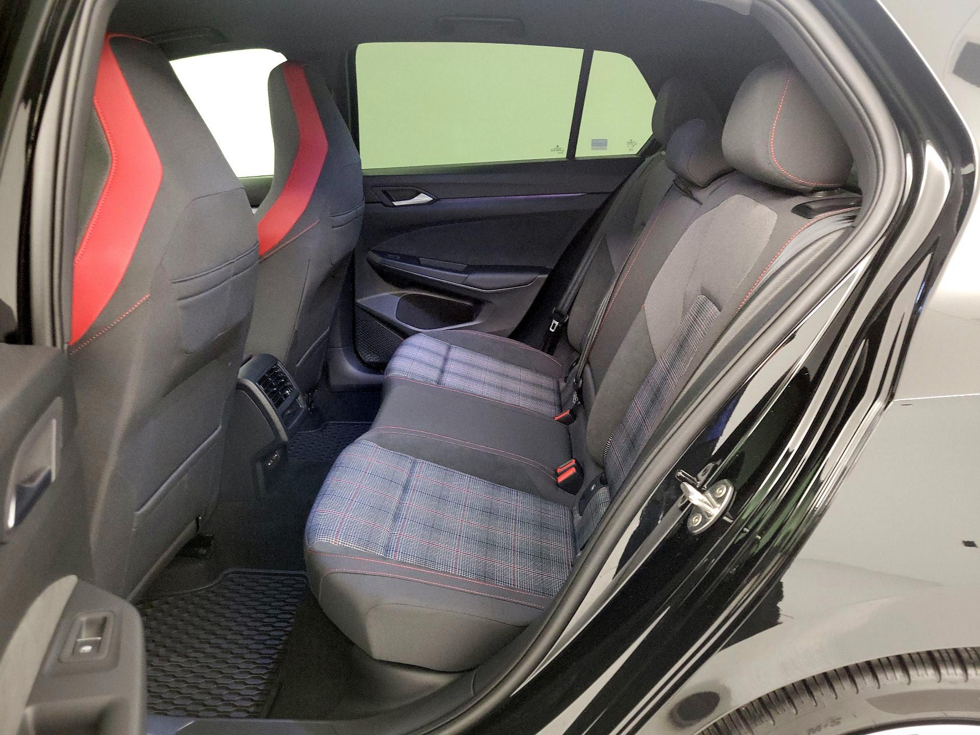 Thumbnail: 2025 Volkswagen Golf - 19