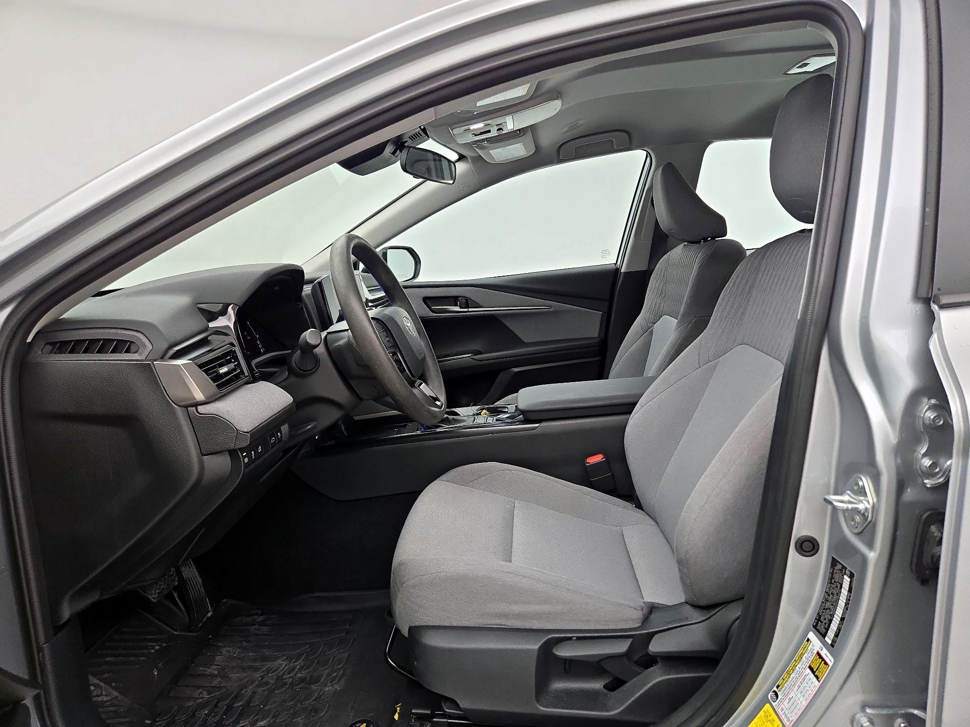 Thumbnail: 2025 Toyota Camry - 11