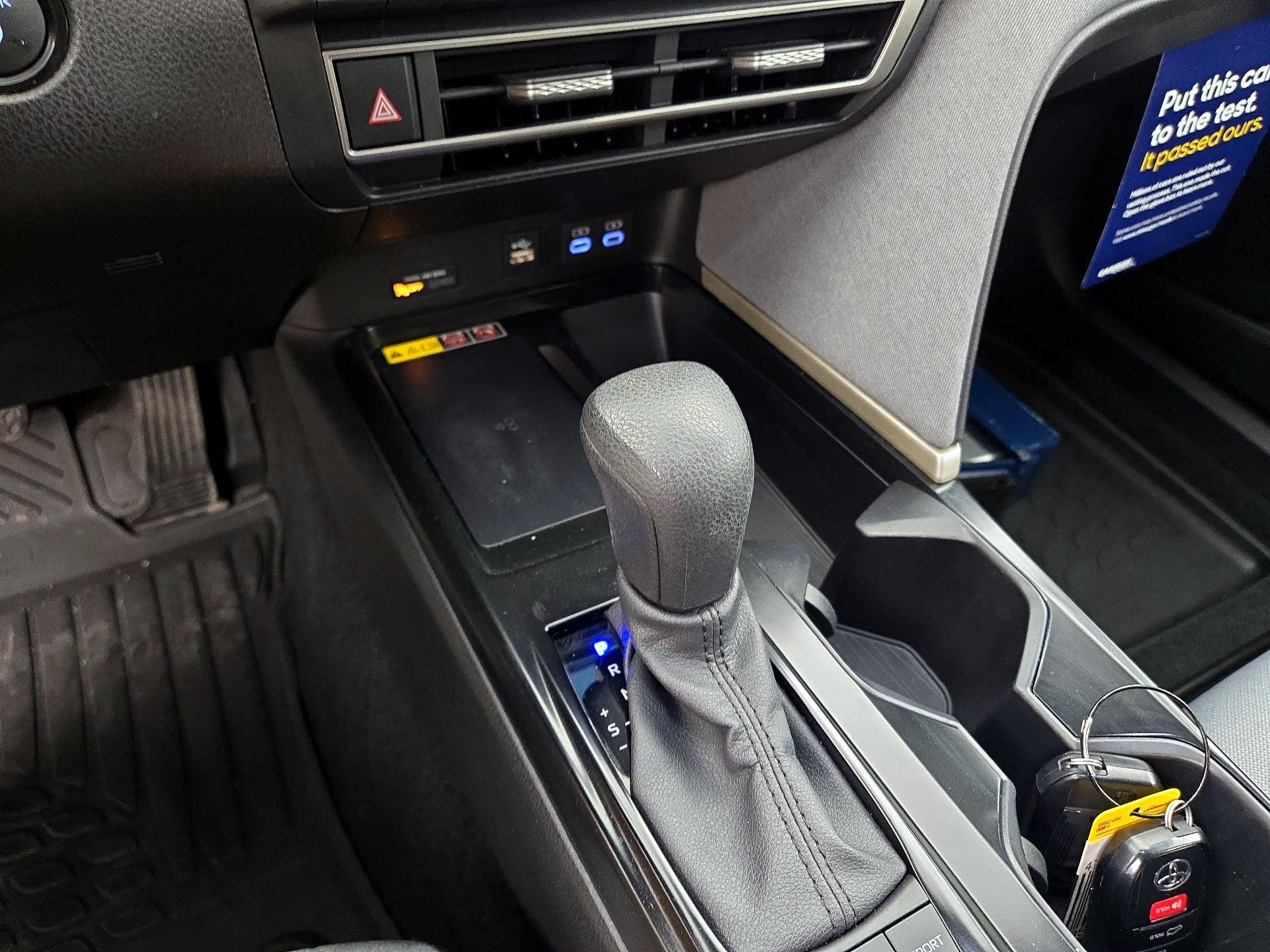 Thumbnail: 2025 Toyota Camry - 17