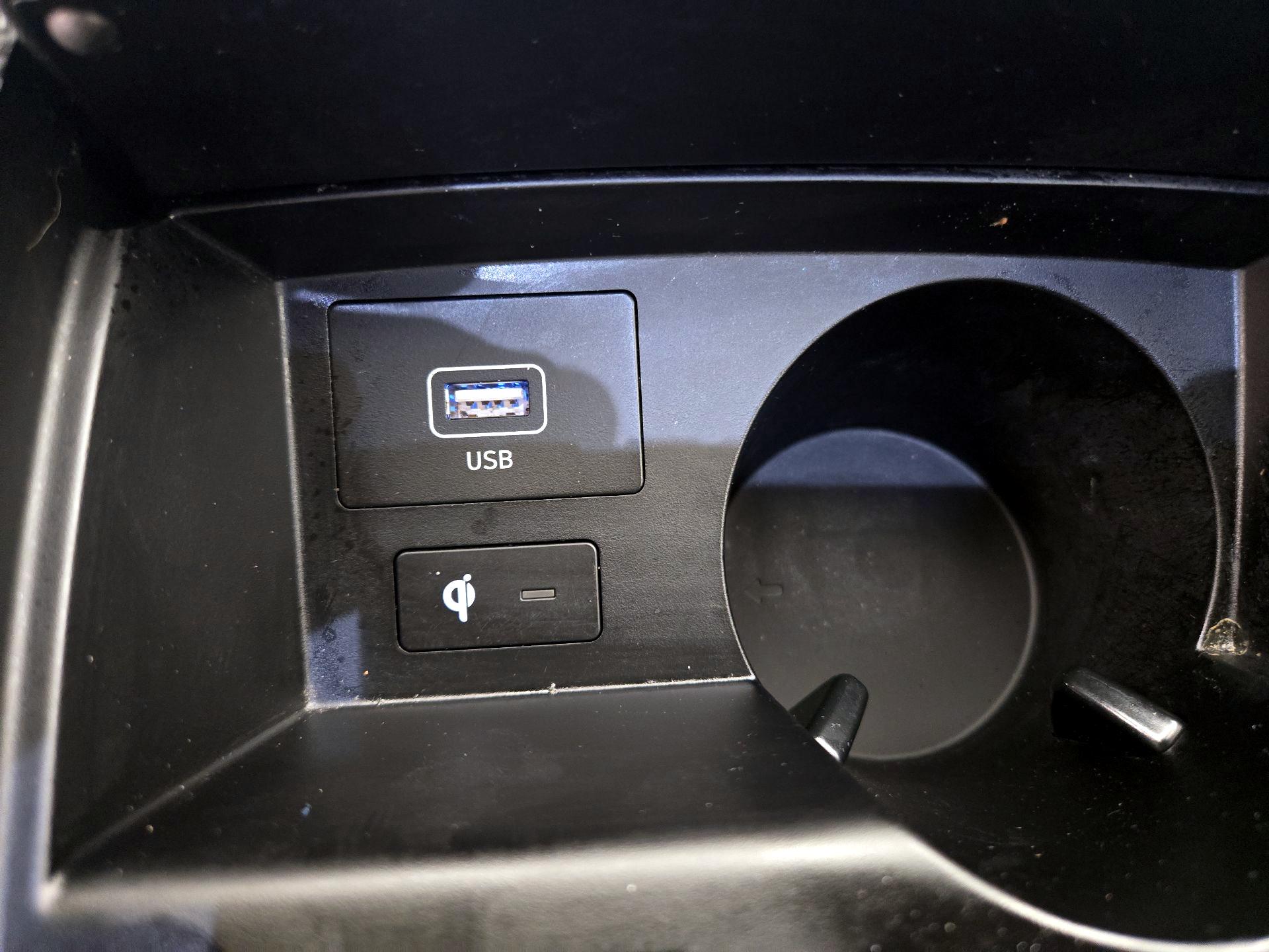 Thumbnail: 2023 Hyundai Santa Fe - 19