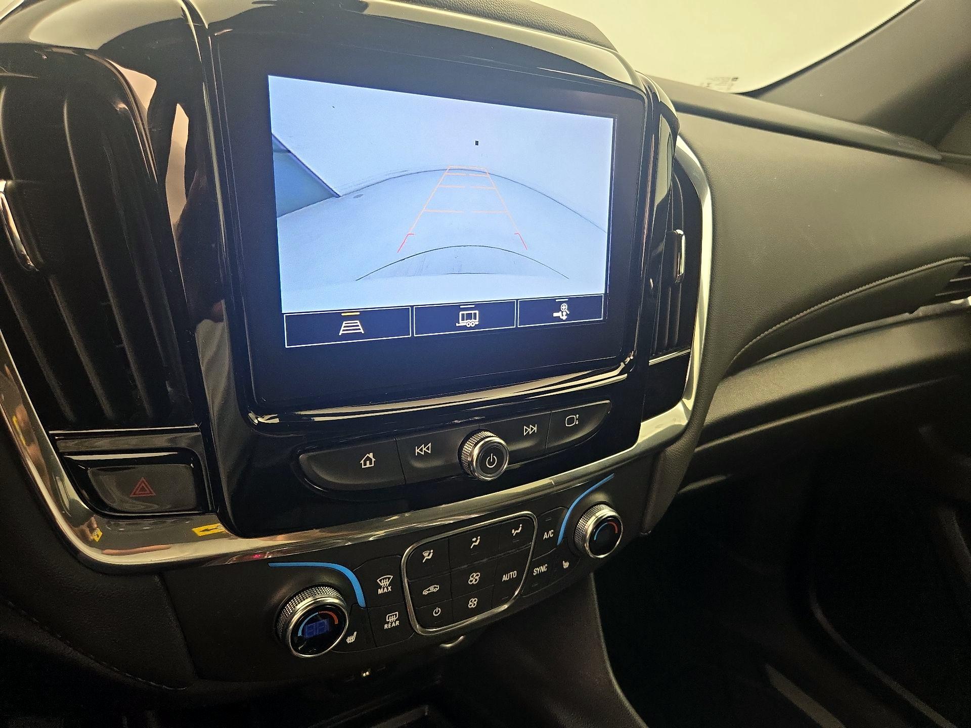 Thumbnail: 2023 Chevrolet Traverse - 14