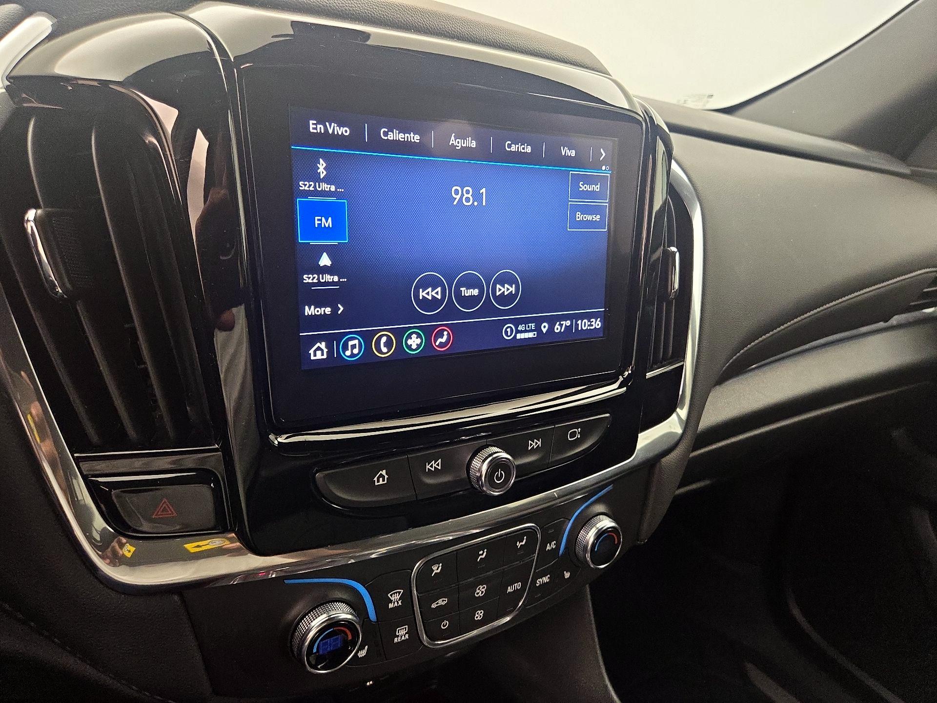 Thumbnail: 2023 Chevrolet Traverse - 15