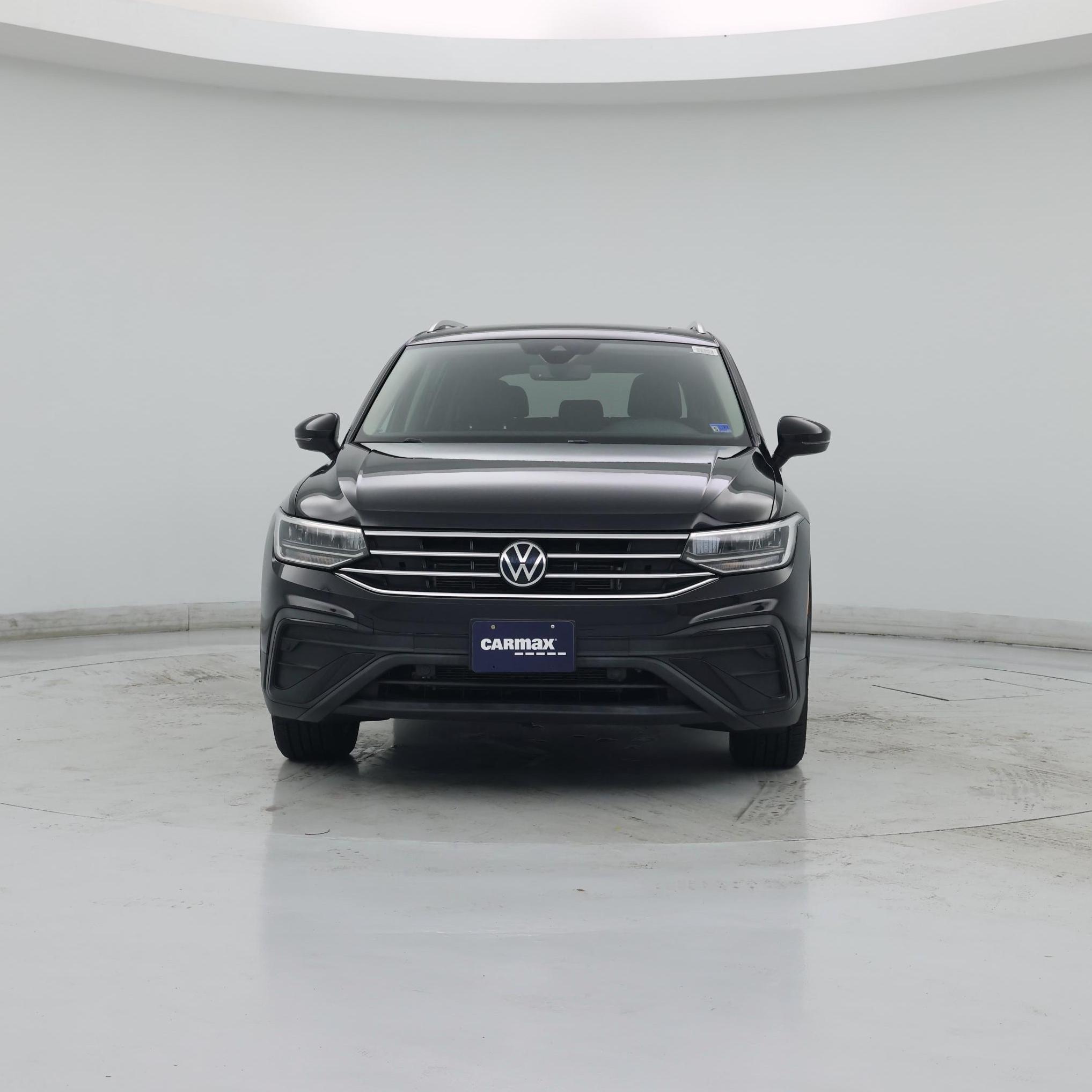 Thumbnail: 2023 Volkswagen Tiguan - 5