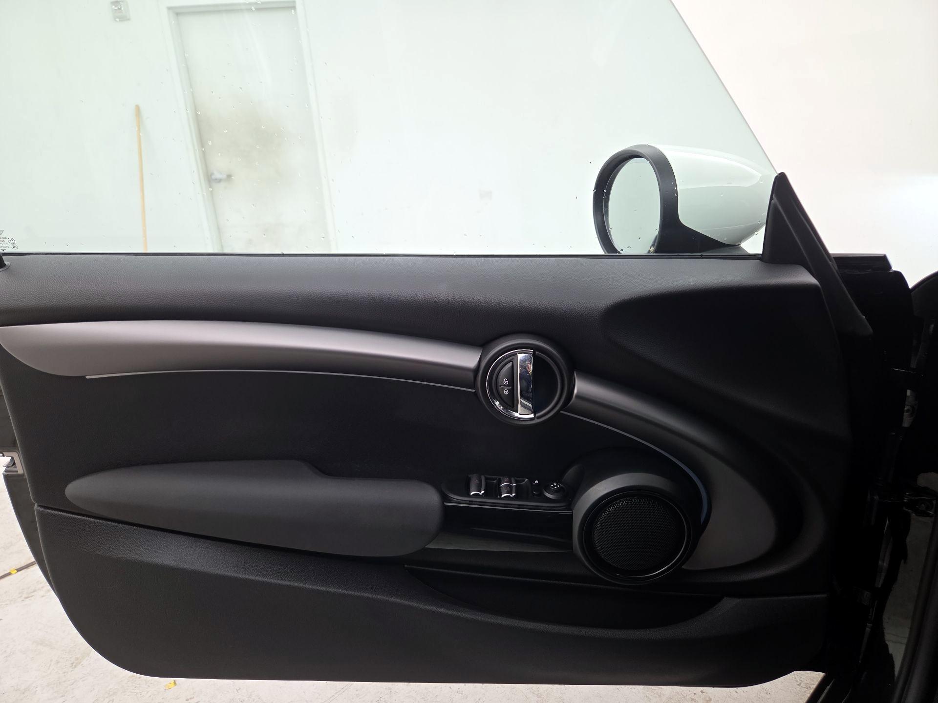 Thumbnail: 2023 MINI Cooper - 10