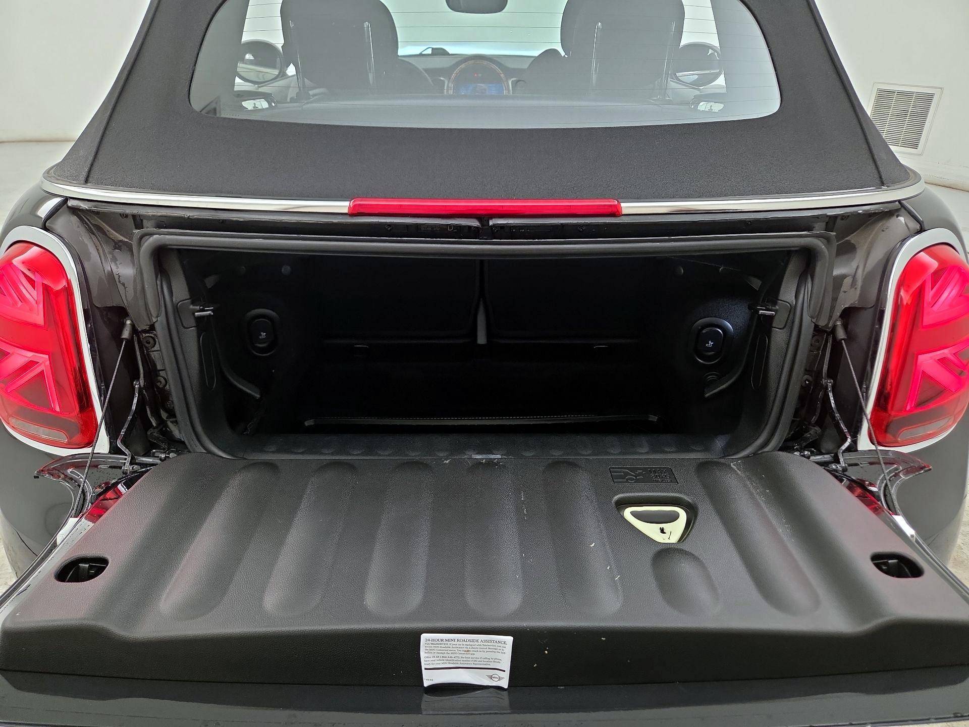 Thumbnail: 2023 MINI Cooper - 19