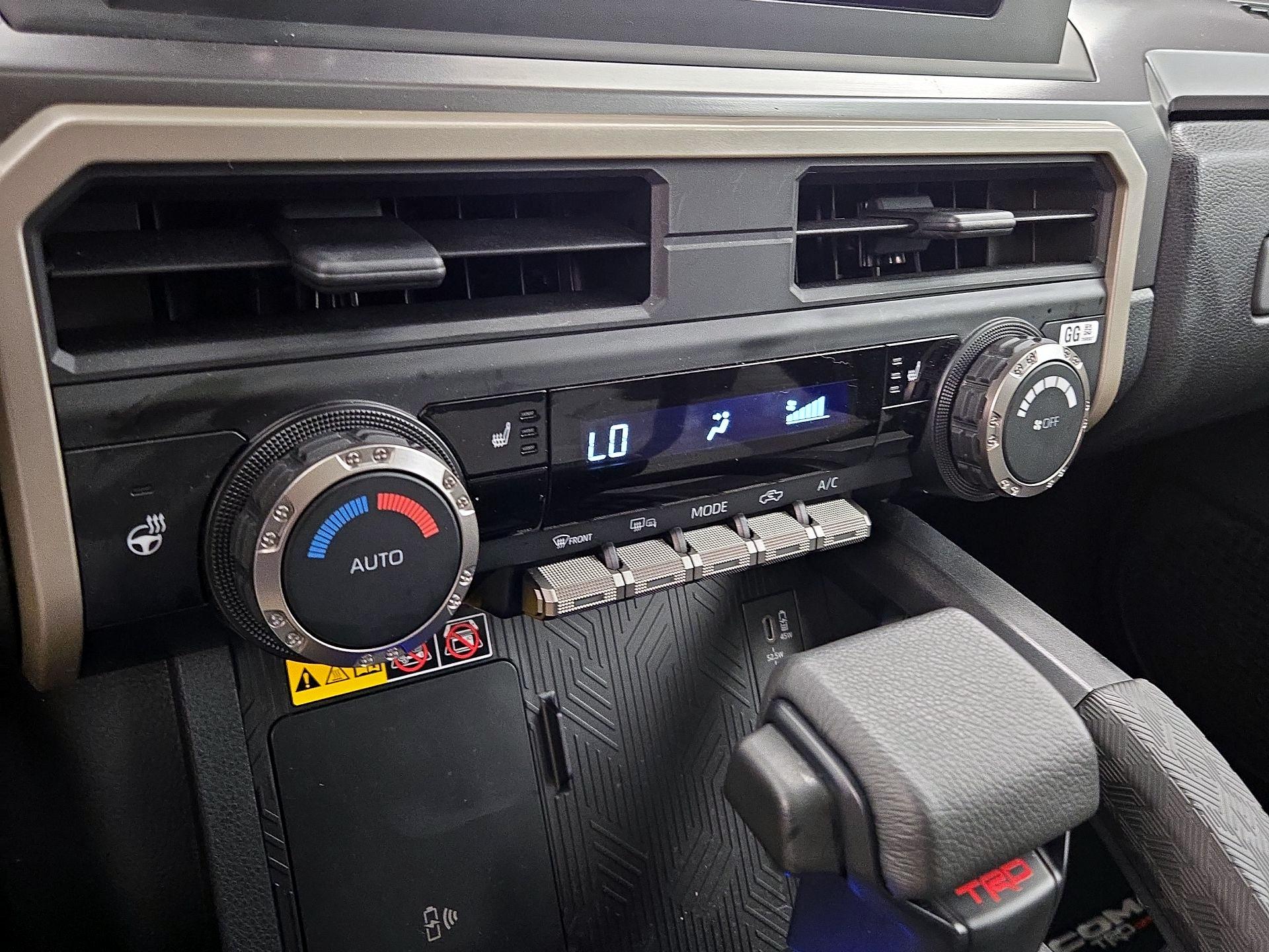 Thumbnail: 2024 Toyota Tacoma - 16