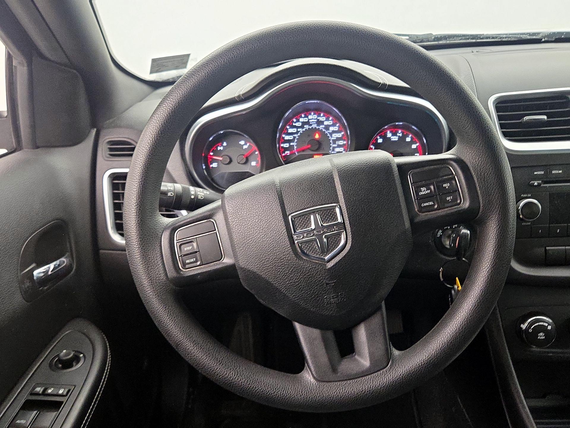 Thumbnail: 2014 Dodge Avenger - 10