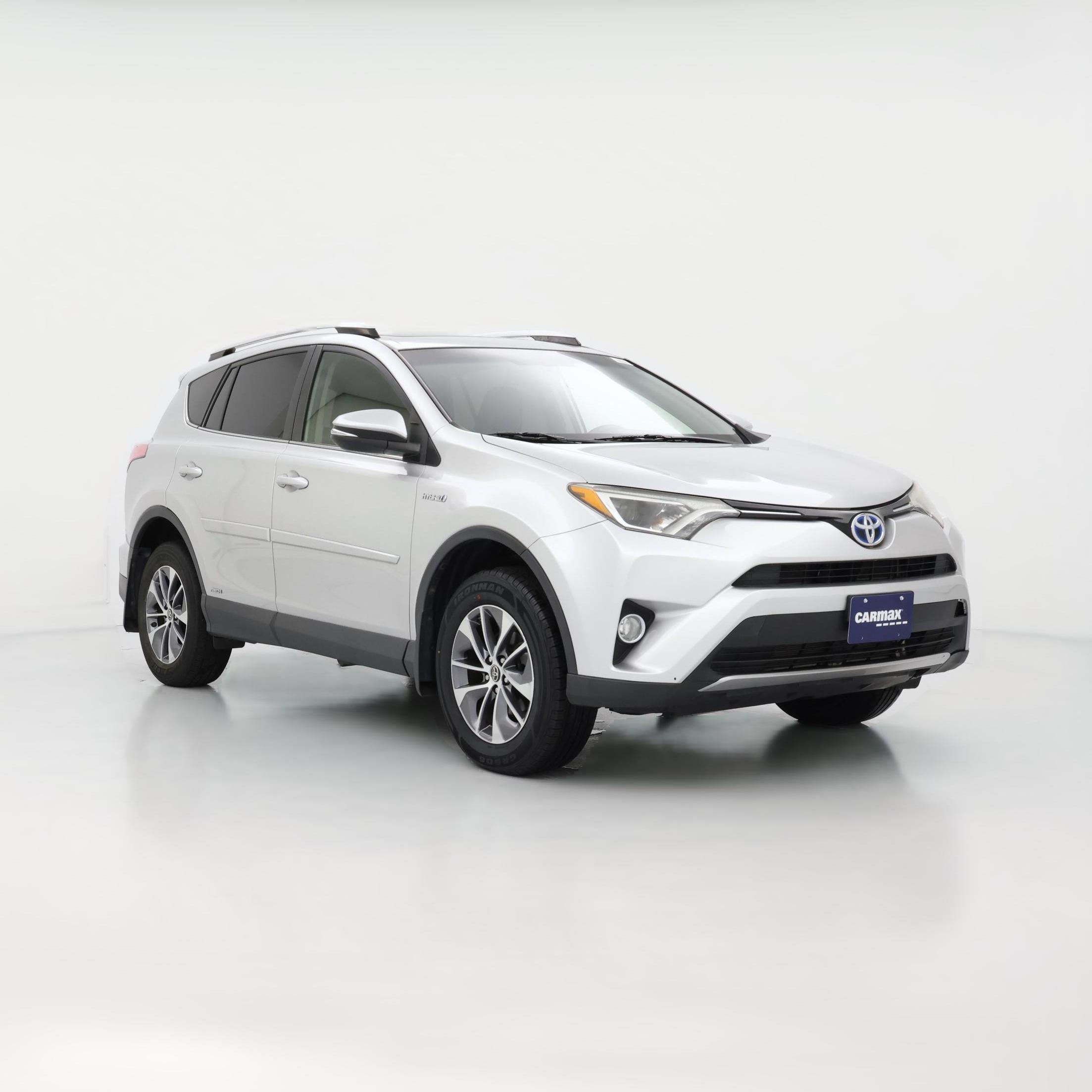 Thumbnail: 2016 Toyota RAV4 - 1