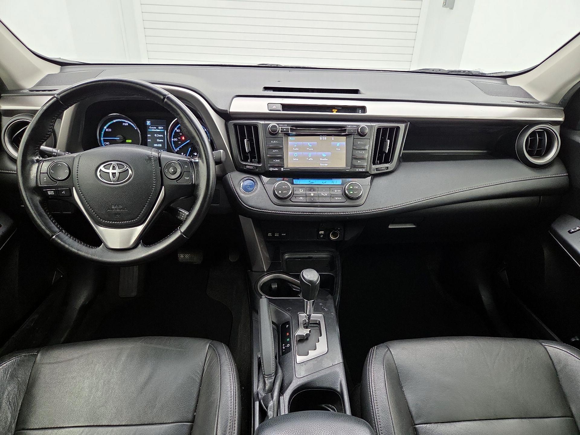 Thumbnail: 2016 Toyota RAV4 - 9
