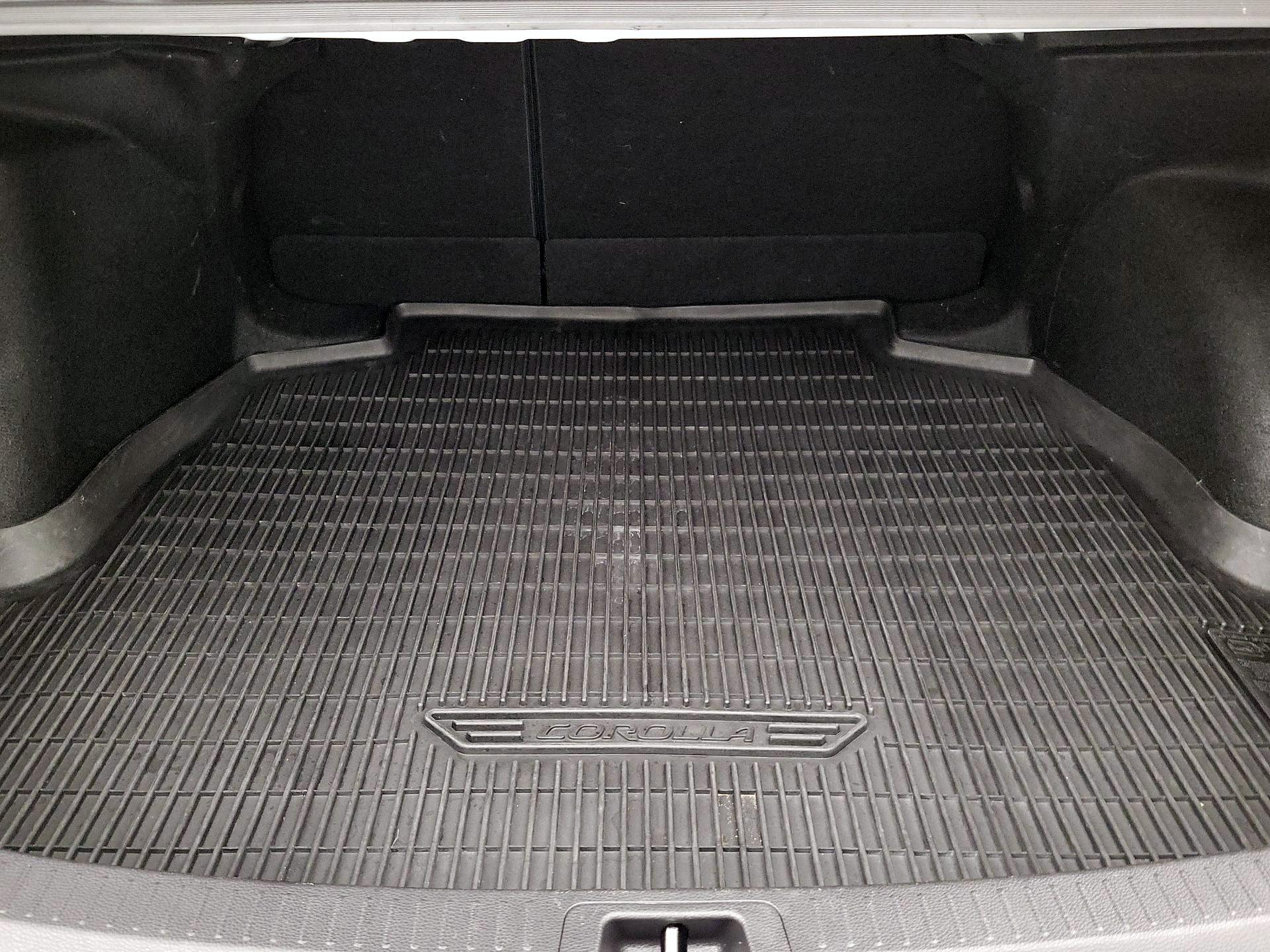 Thumbnail: 2022 Toyota Corolla - 20