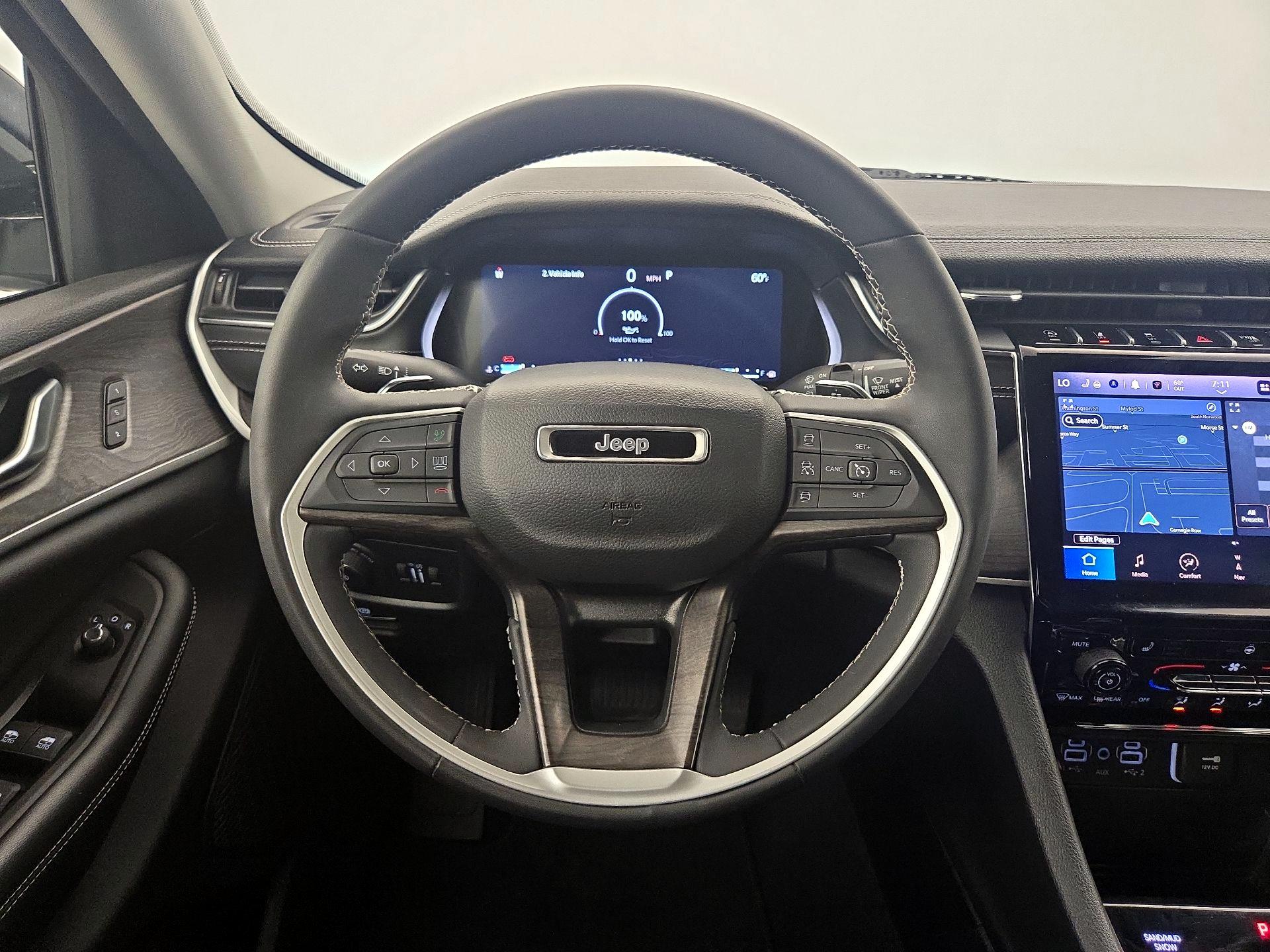 Thumbnail: 2023 Jeep Grand Cherokee - 10