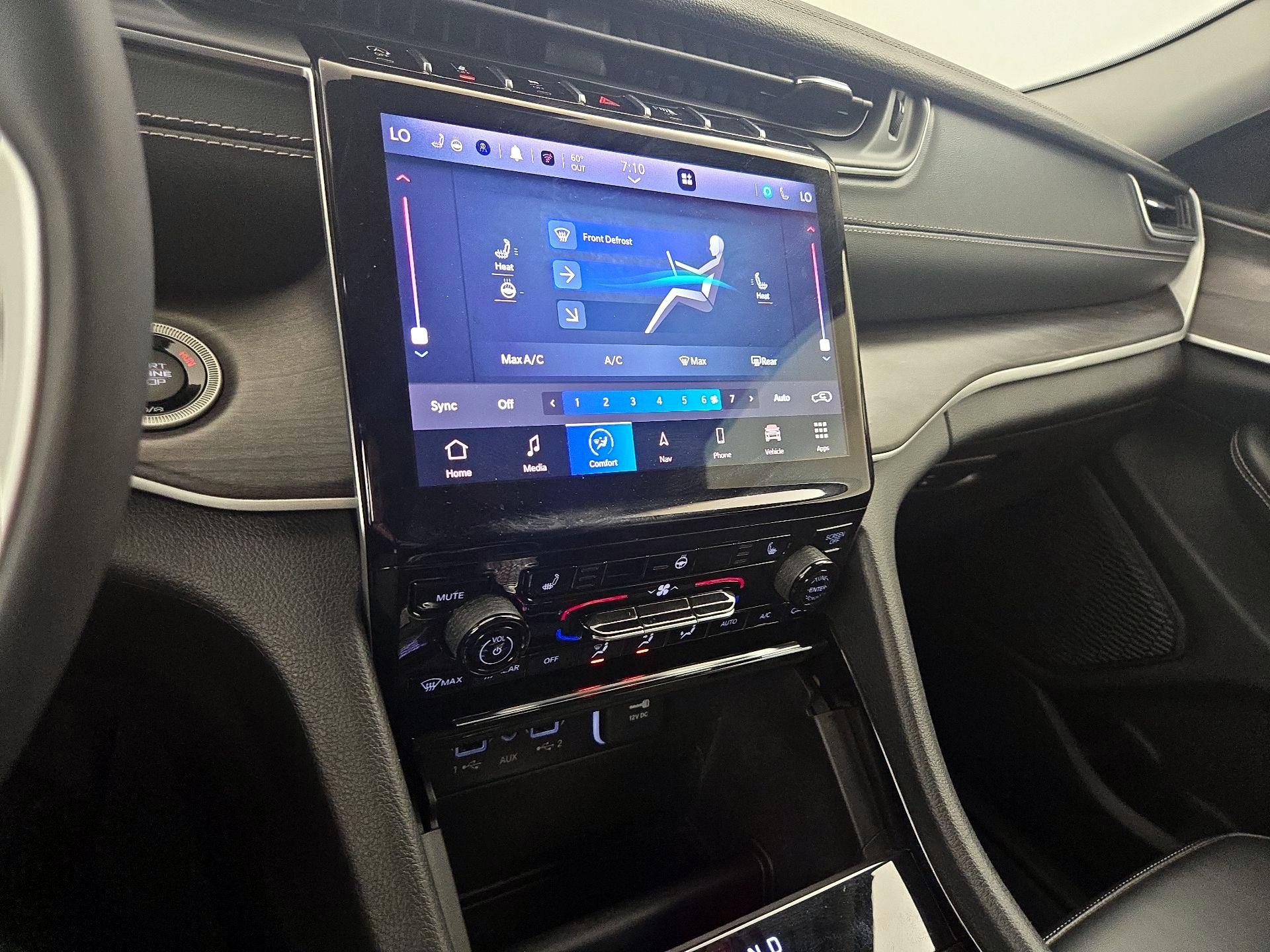 Thumbnail: 2023 Jeep Grand Cherokee - 17