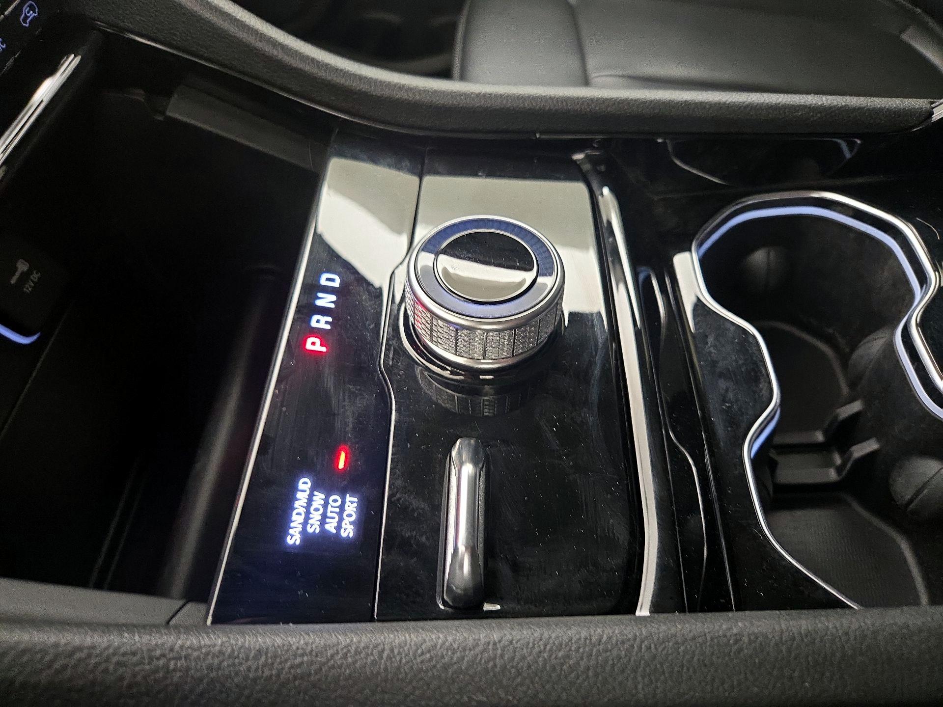 Thumbnail: 2023 Jeep Grand Cherokee - 18